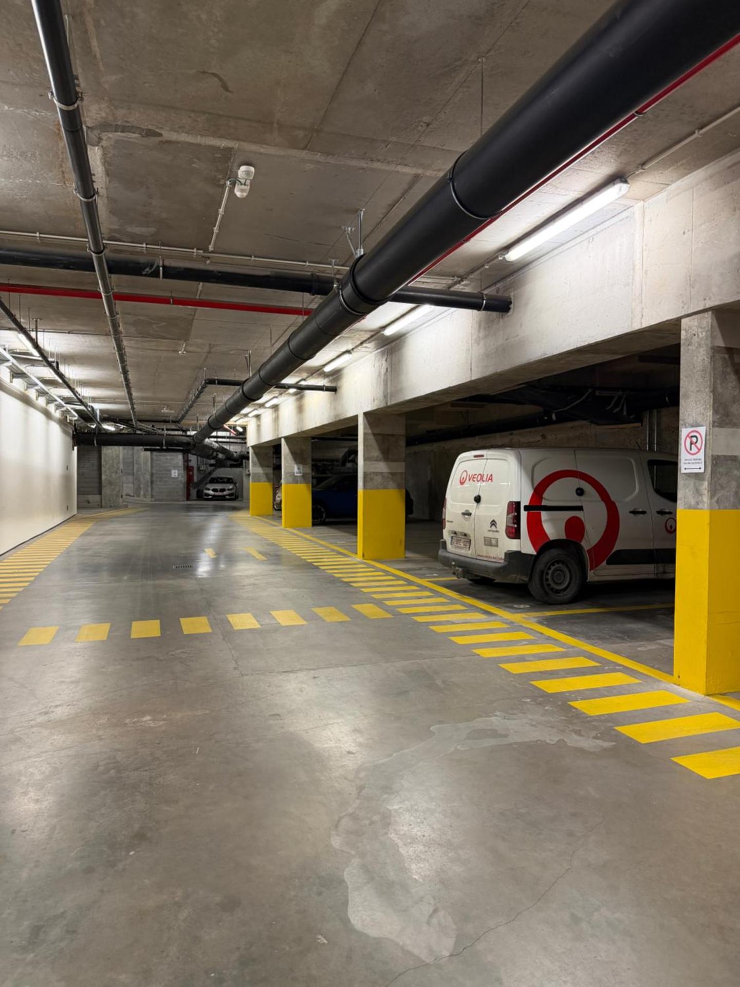 Elégance du Quartier Européen Parking gratuit