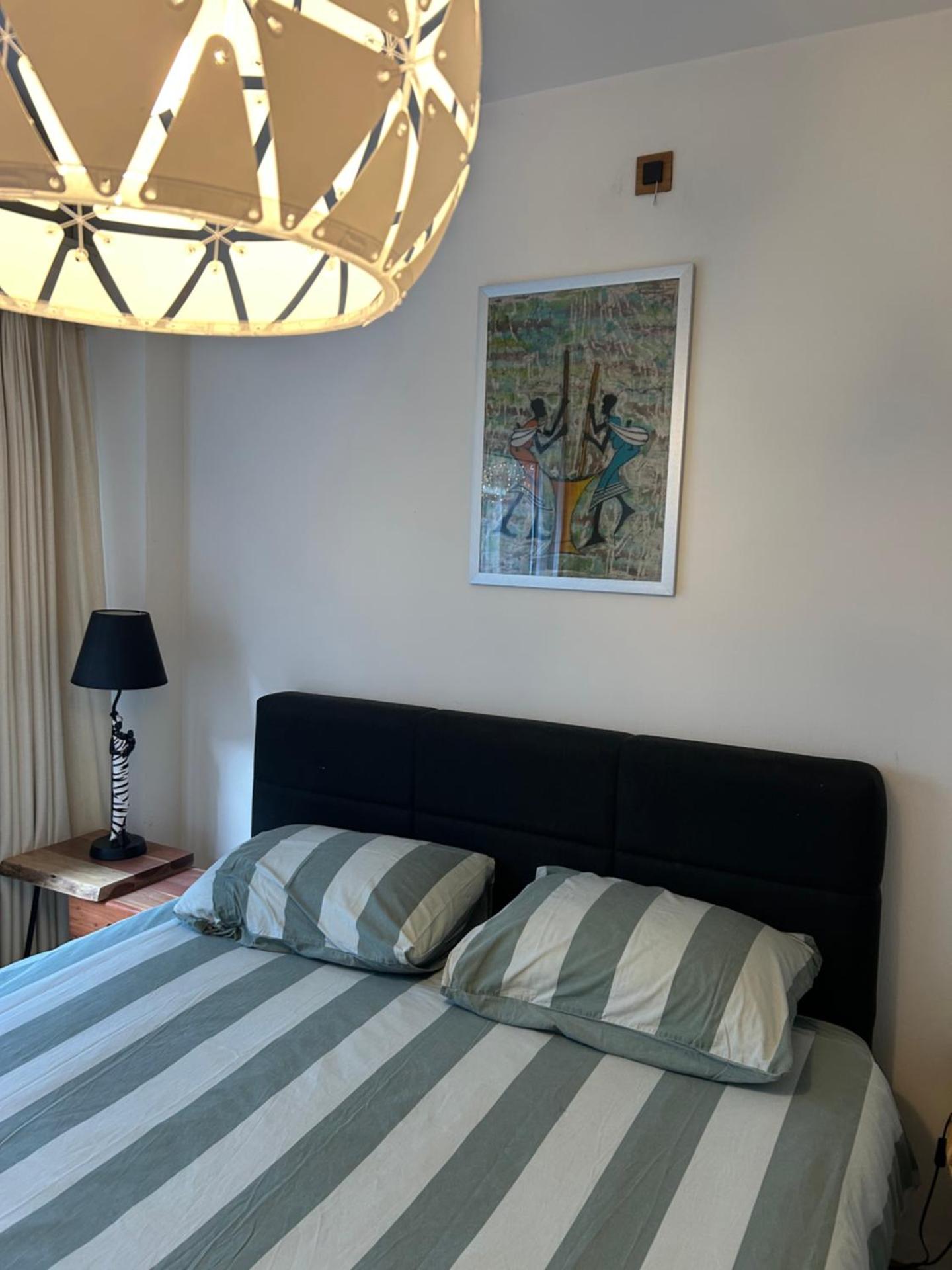 Centraal gelegen gezellig verblijf met groot terras