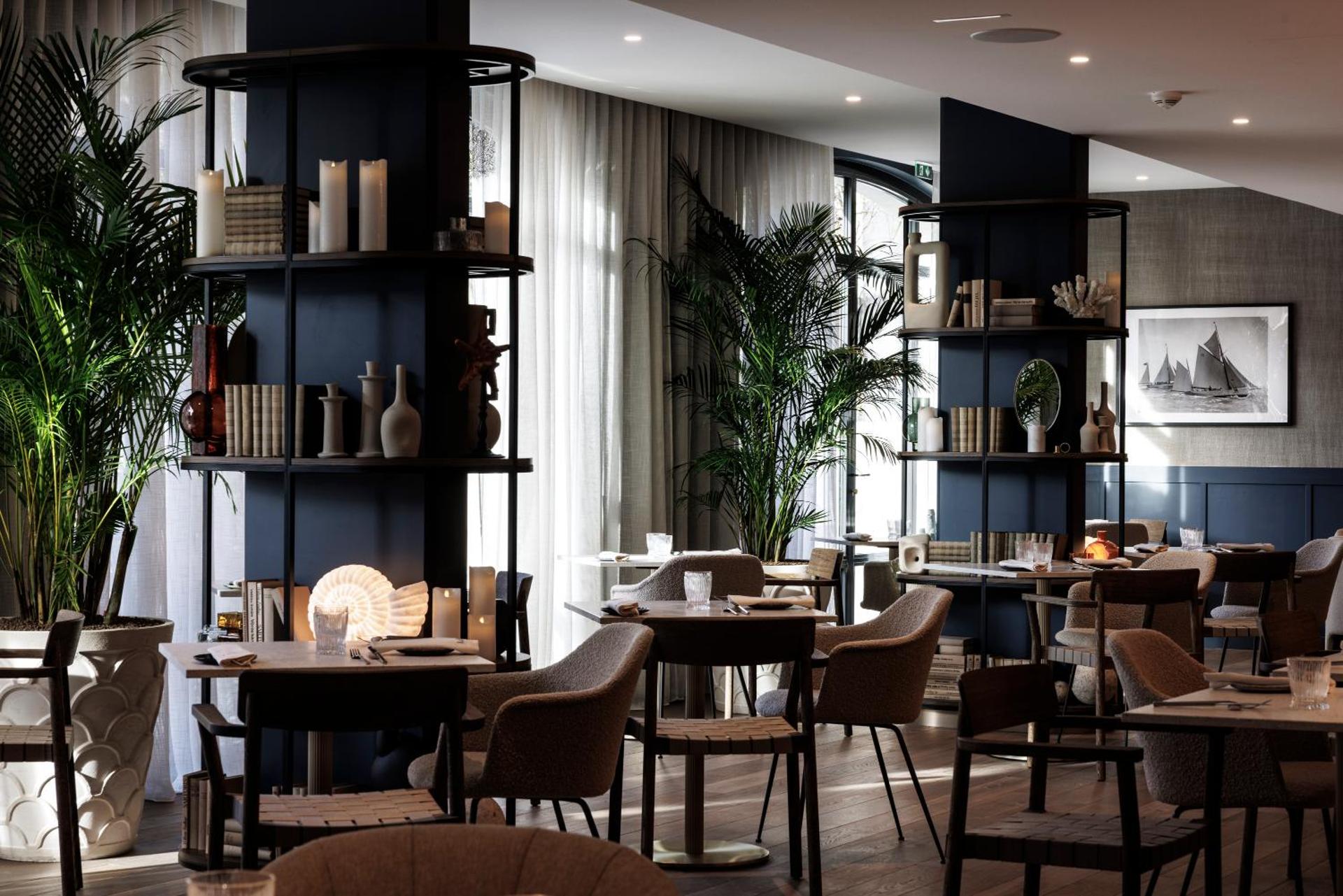 Grand Hotel de Courtoisville