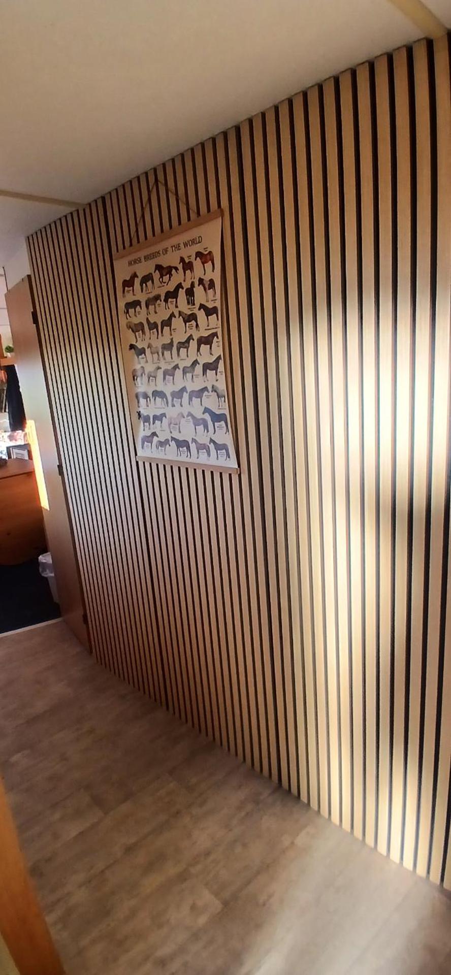 Stacaravan op de paardenboerderij Sneek