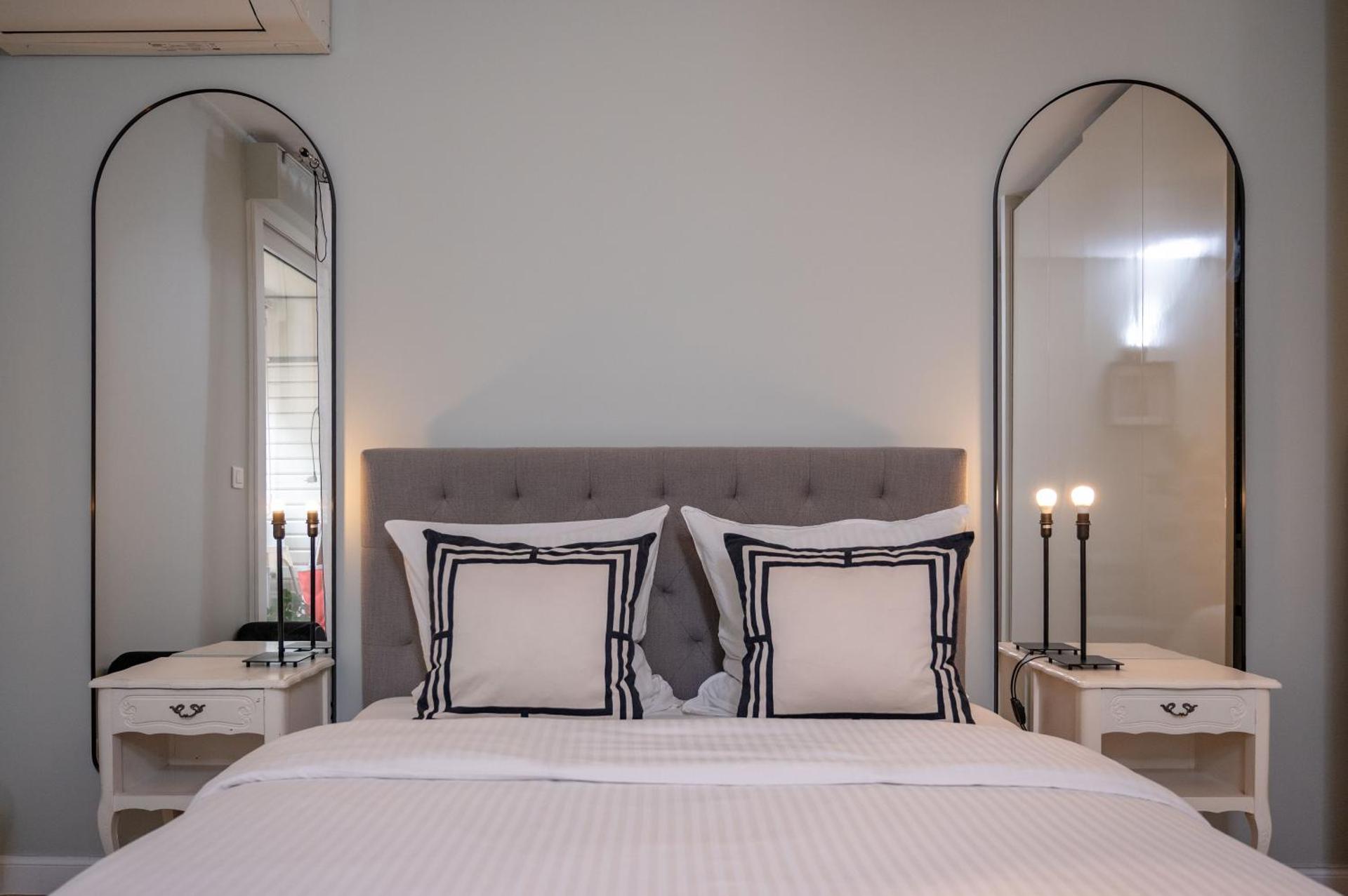 Large magnificent terrace (40 sq.m)