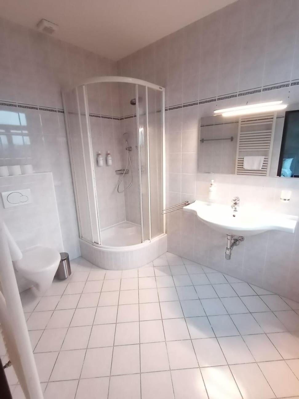 Near Schönbrunn I 1 Min to U6 Niederhofstraße