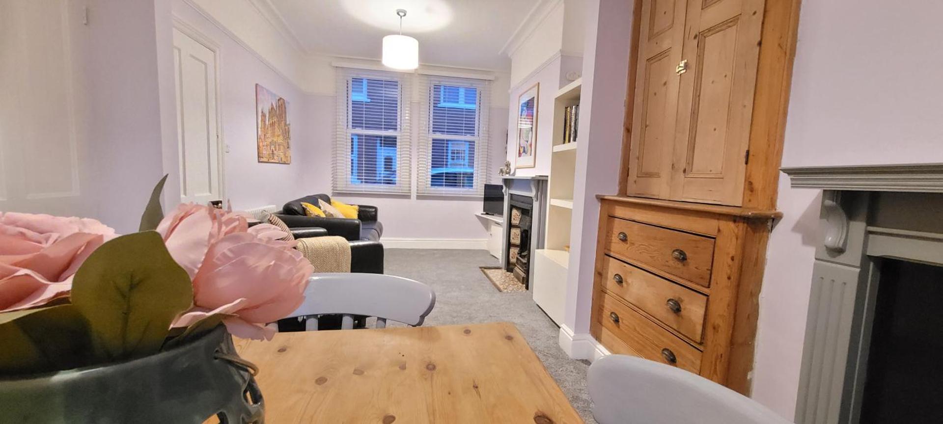 Hartoft St - 2 bed near river