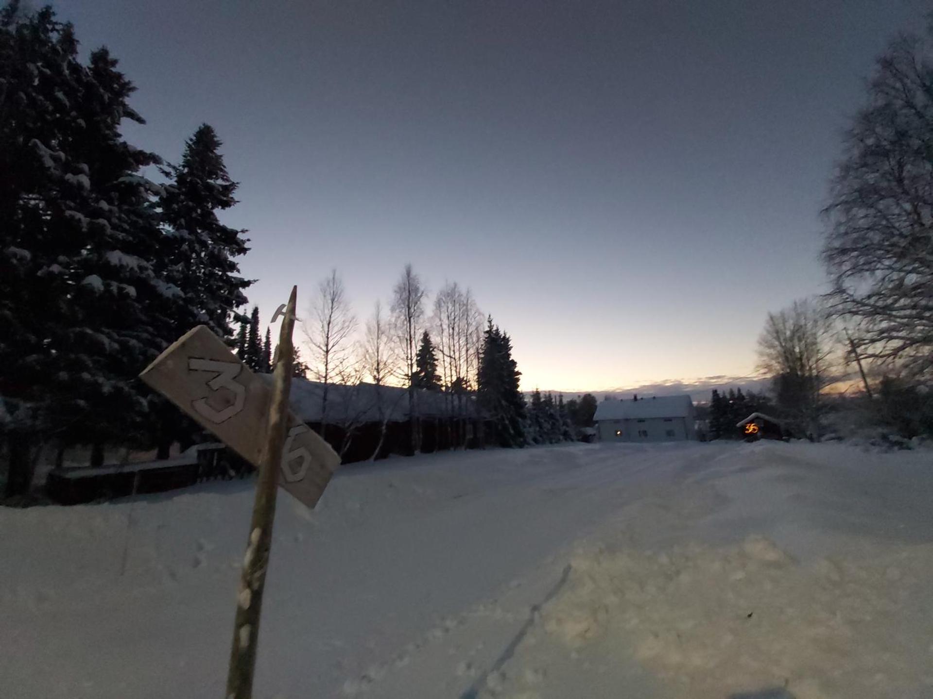 Rooms in a big wooden home, homestay