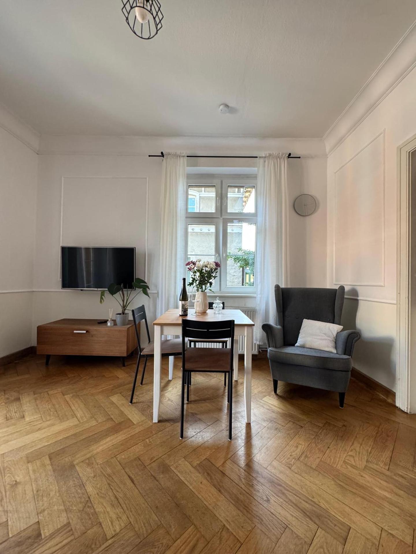 Bankowa 8 Guest Rooms