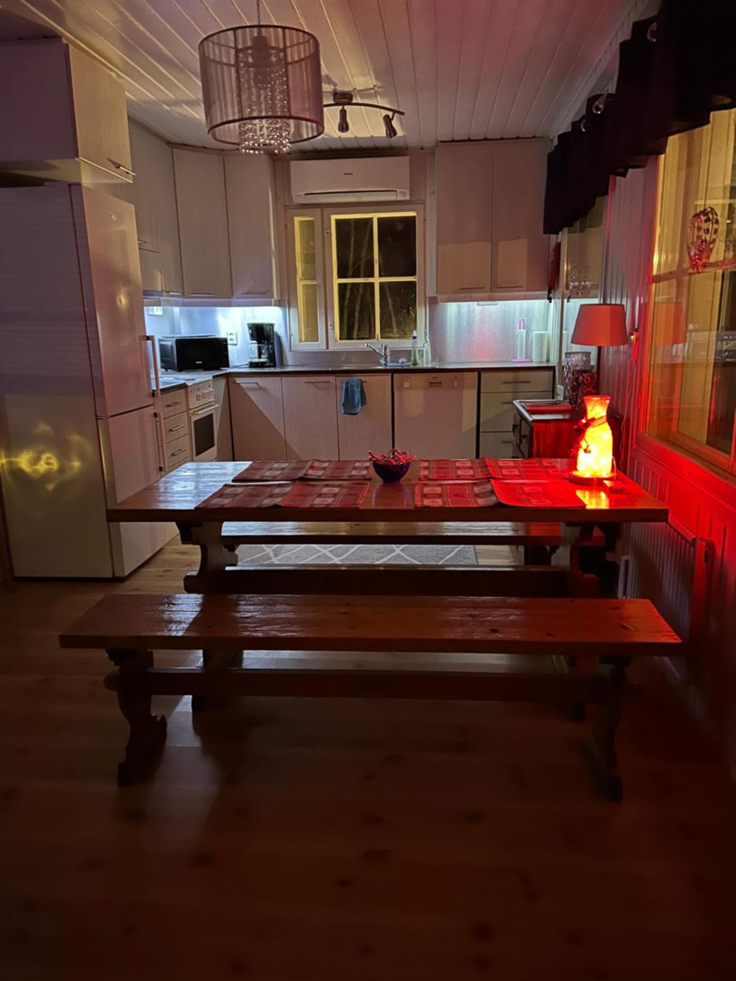 Maaseutumajoitus, Kukkasaari