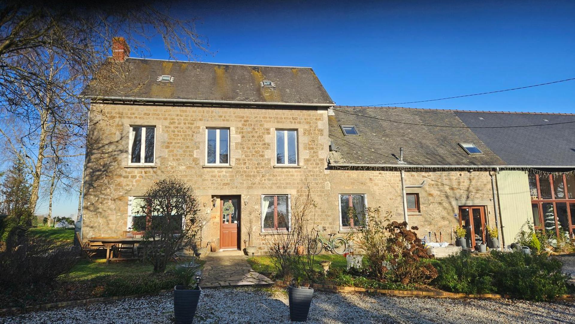 The Lions Den - La Loge Guest House