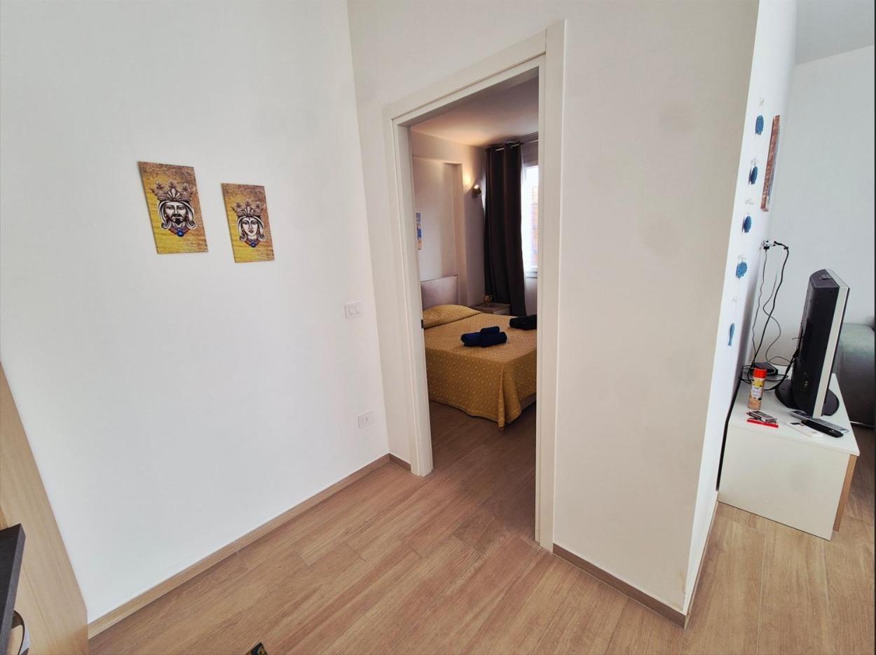 The Sun 365 - Sea View Apartment