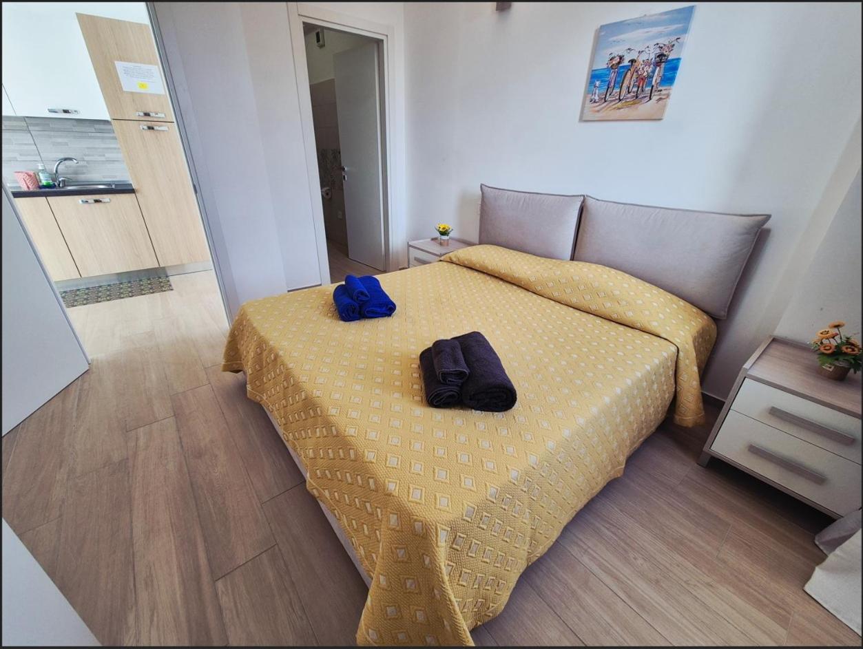 The Sun 365 - Sea View Apartment