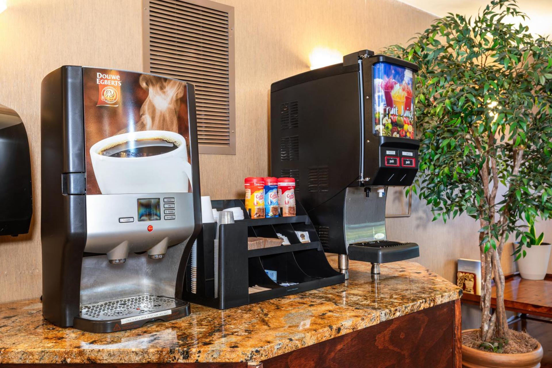 Coffee/tea facilities