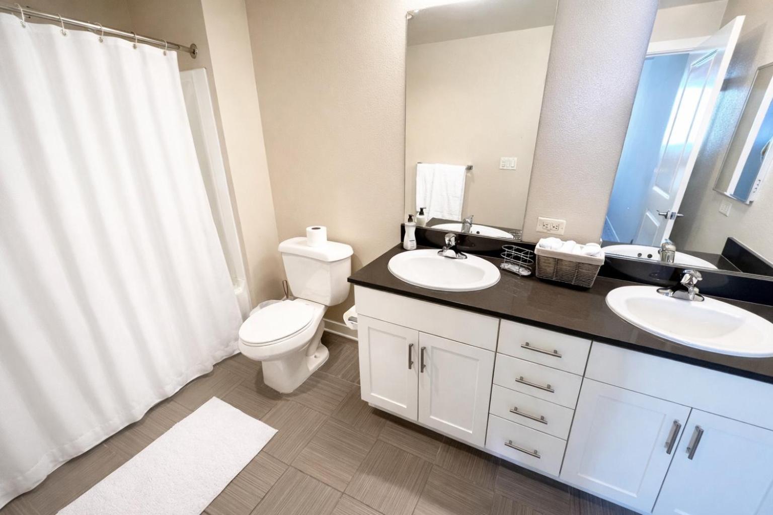 Luxury Residence Loft 3 Beds with Pool and Gym