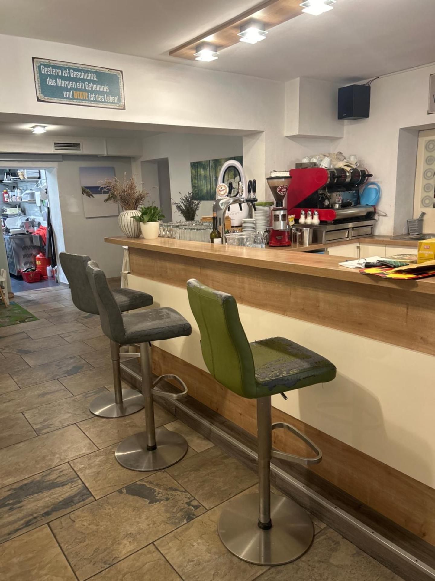 Double Room with Shared Toilet