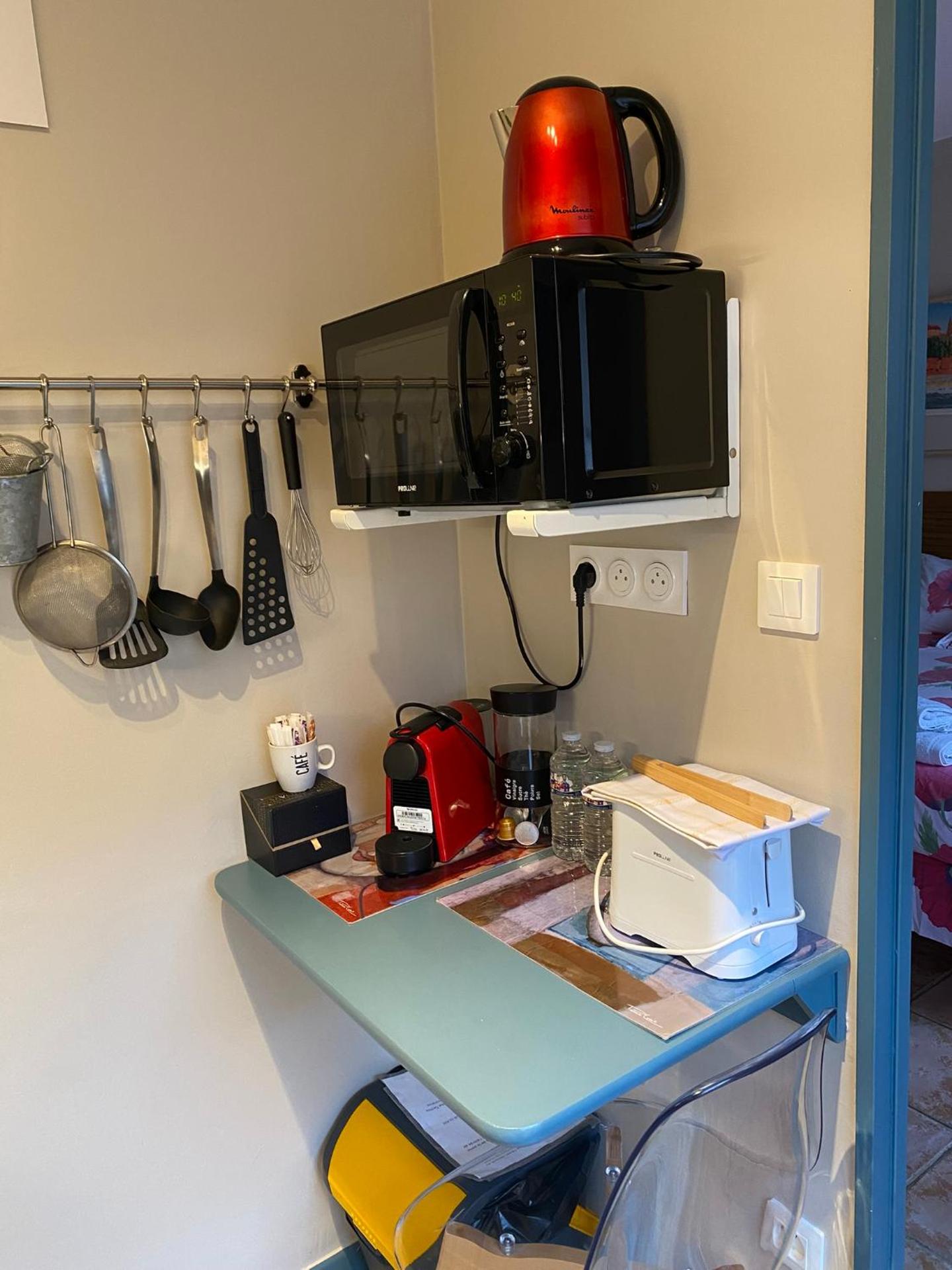 Coffee/tea facilities