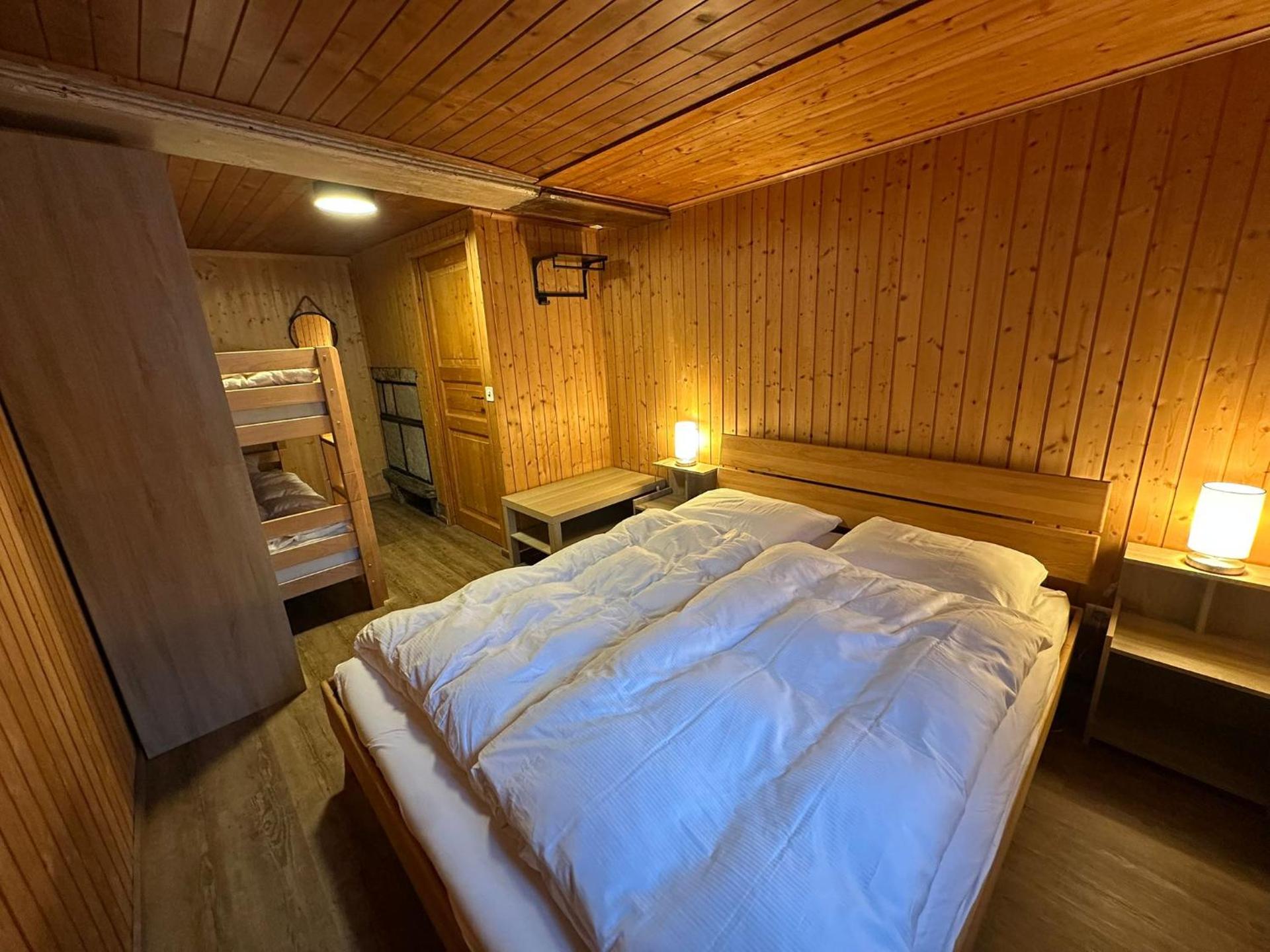 Cosy mountain apartment 5min walk from Gondola