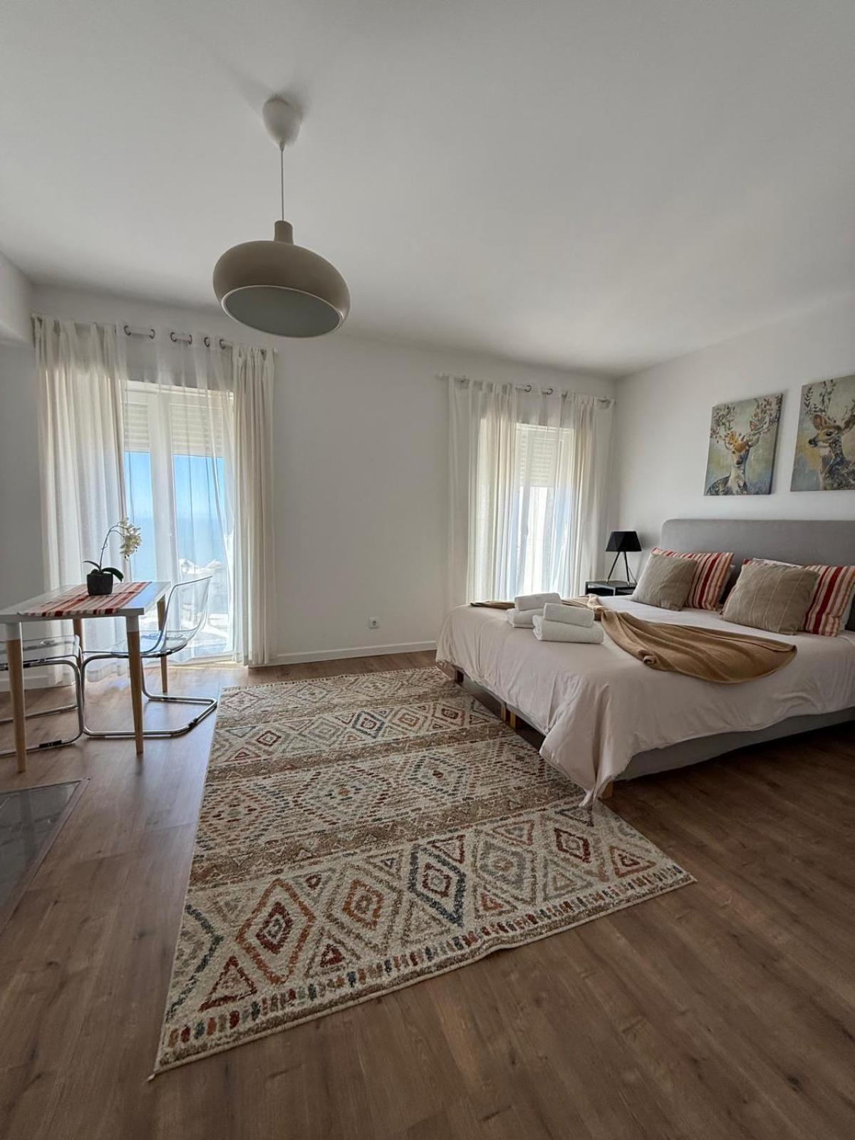 DDM Studio - O paraíso do Sítio da Nazaré