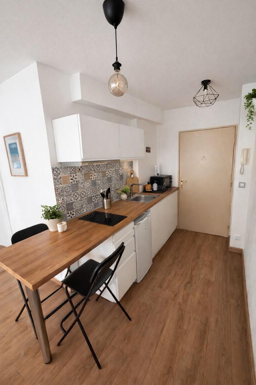 T2 4 pers proche stade centre metro Timone acces autonome