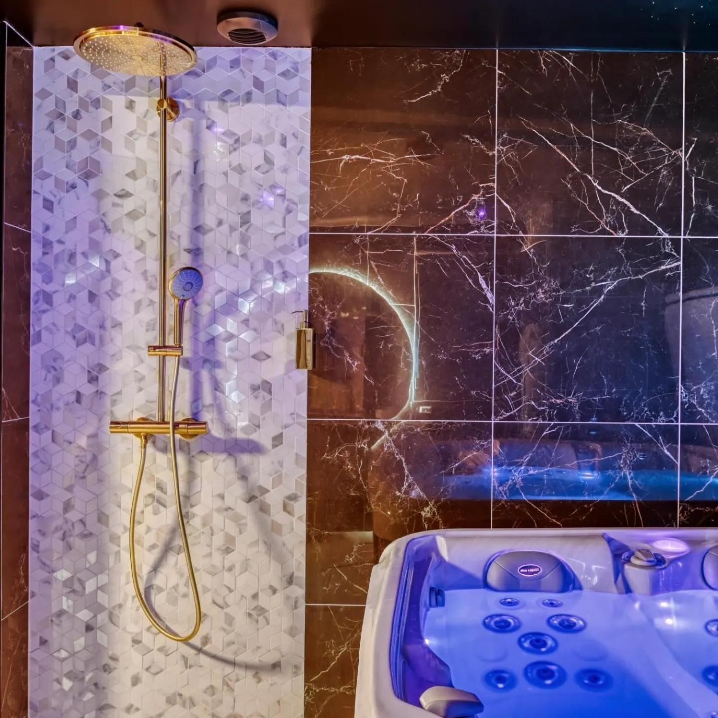 Villa avec jacuzzi privatif