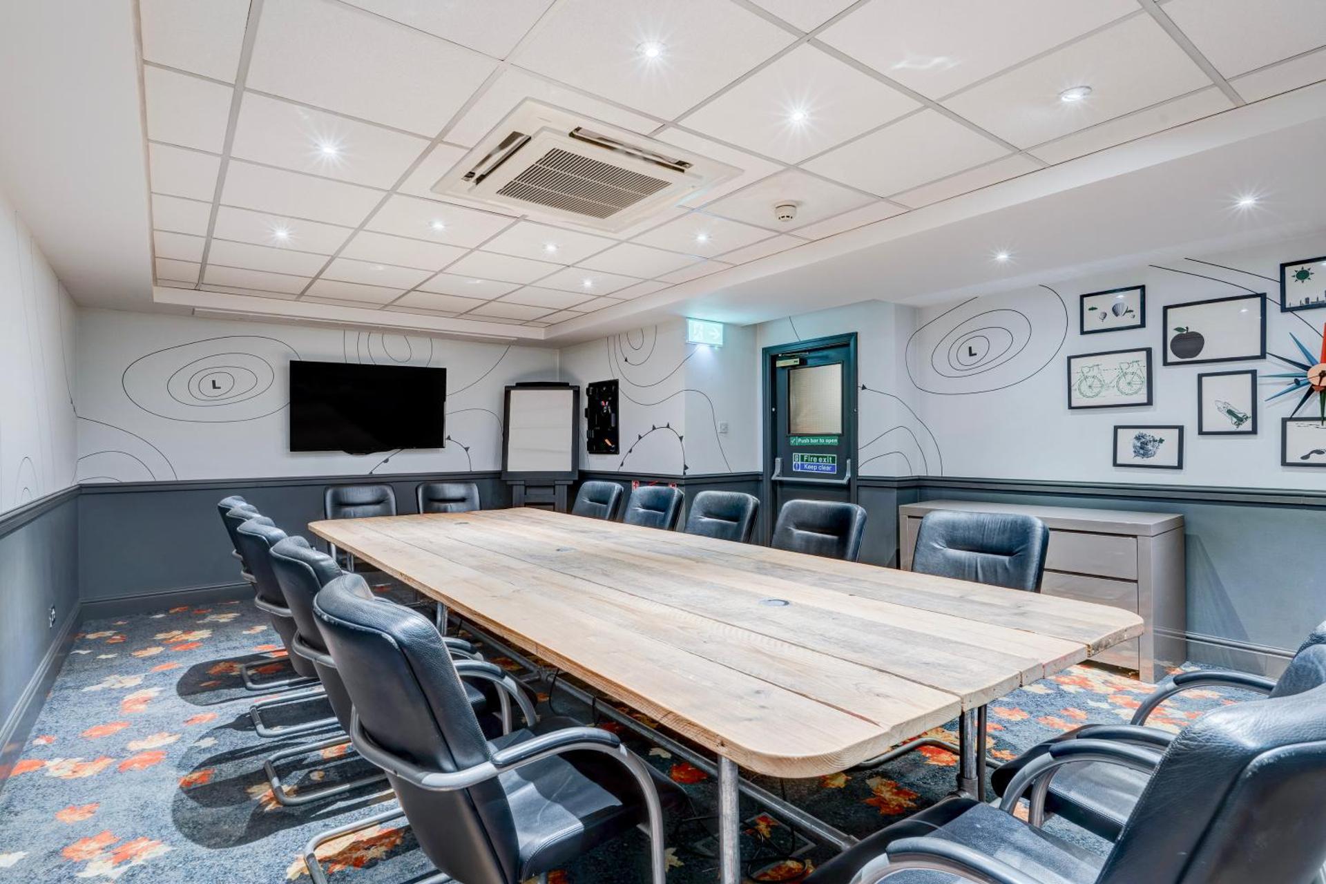 Meeting/conference room