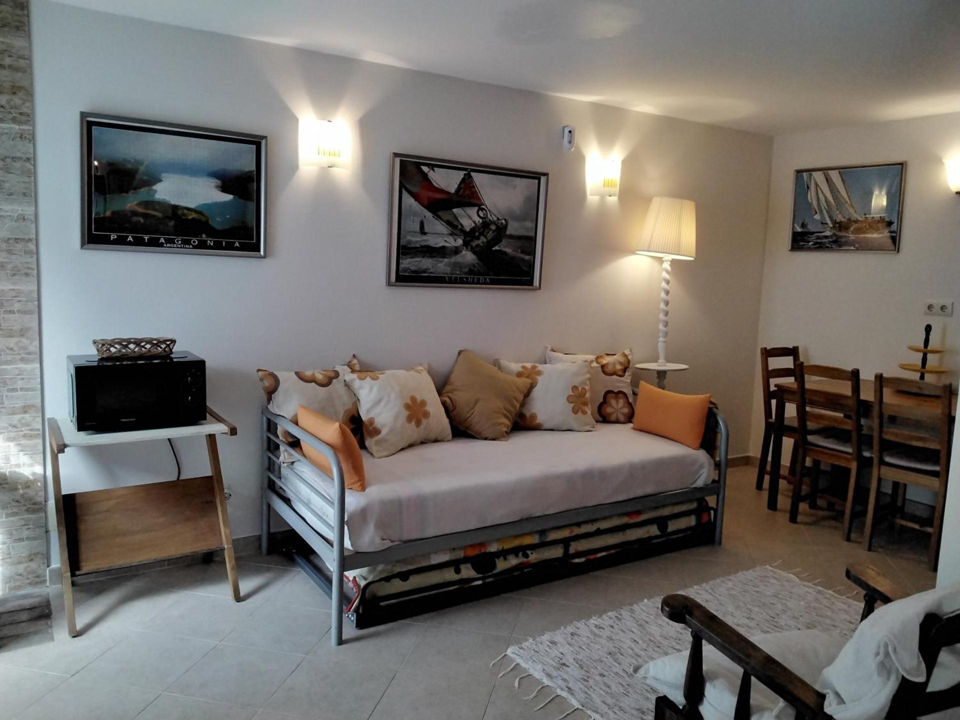 Manta Rota Beach, apartment in a villa, terrace,garden