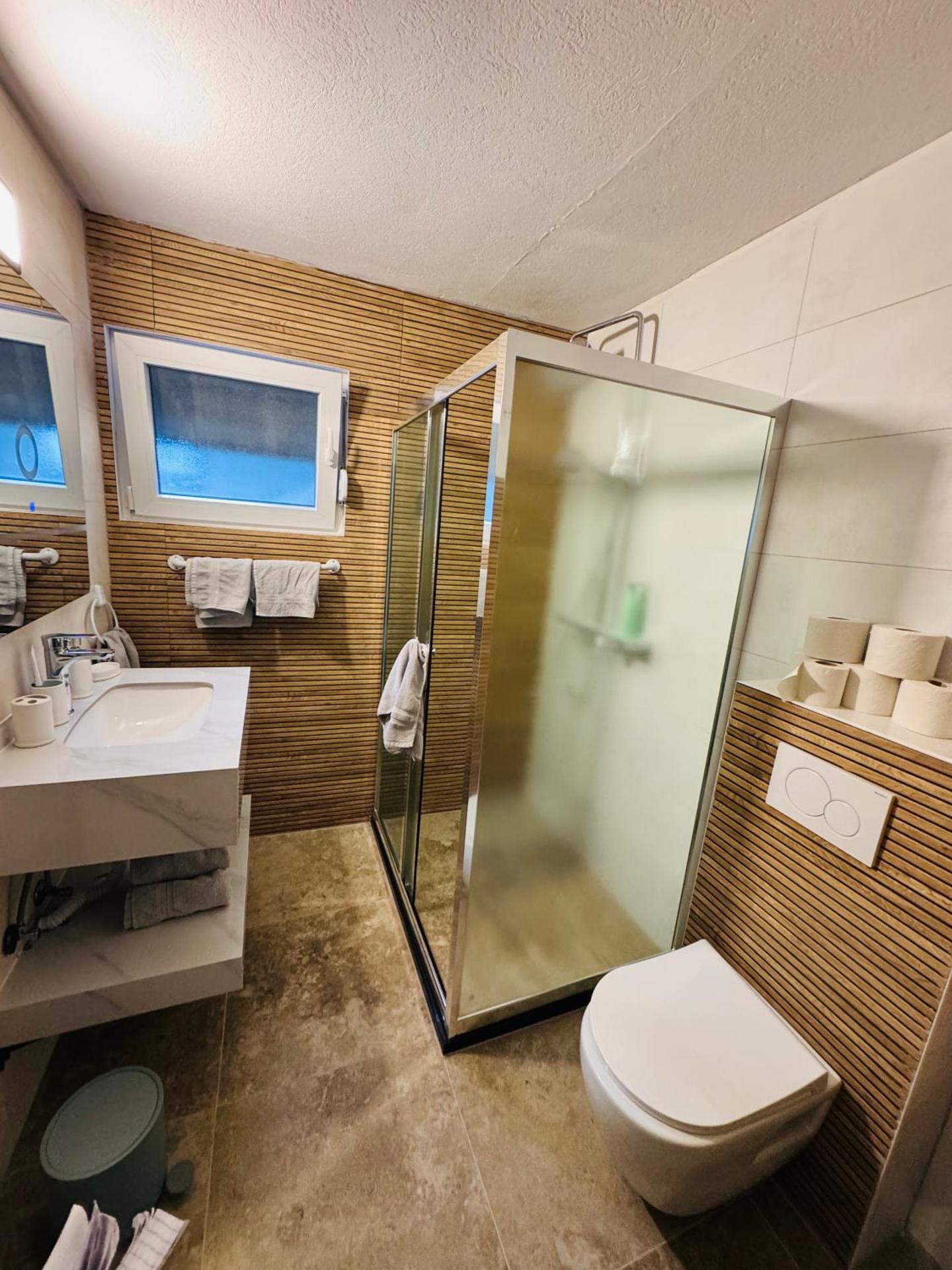 Villa Lakeview Appartment Tomori