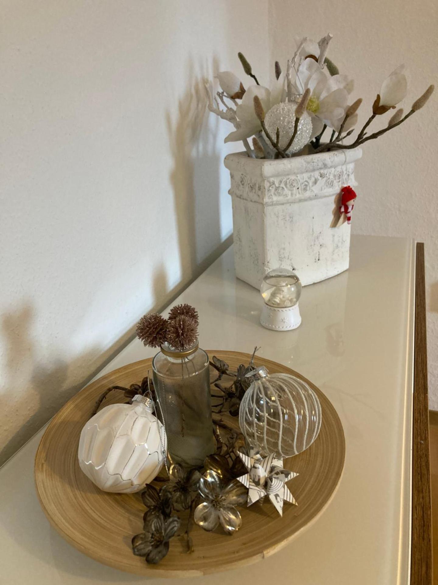 Villa Schlossblick I - Entspannung in exklusiver Ferienwohnung mit Panoramablick, Parkplatz, WLAN, Smart-TV