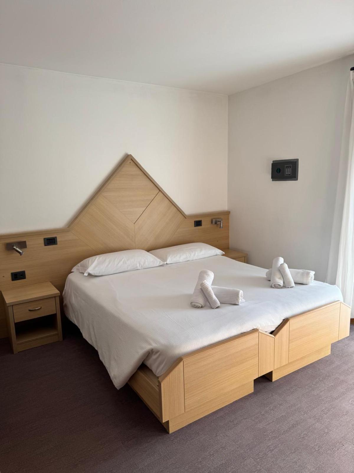 Comfort Double or Twin Room