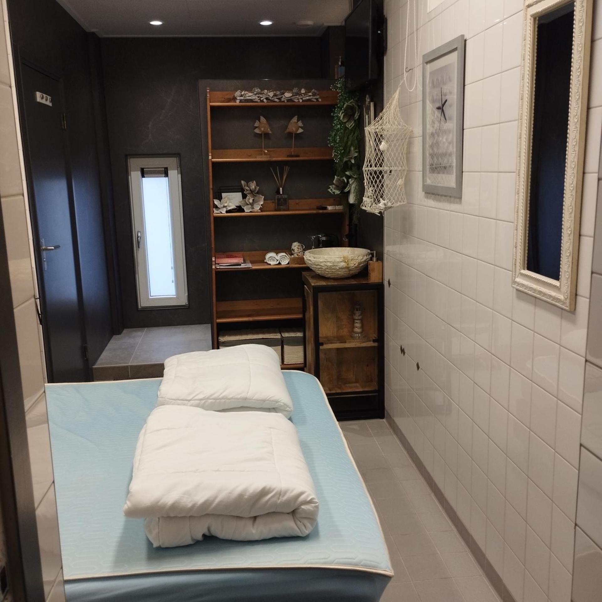 Voormalige Gevangenis Cel bij B&B Gezond aan Zee - Toegang Wellnesstuin meerprijs