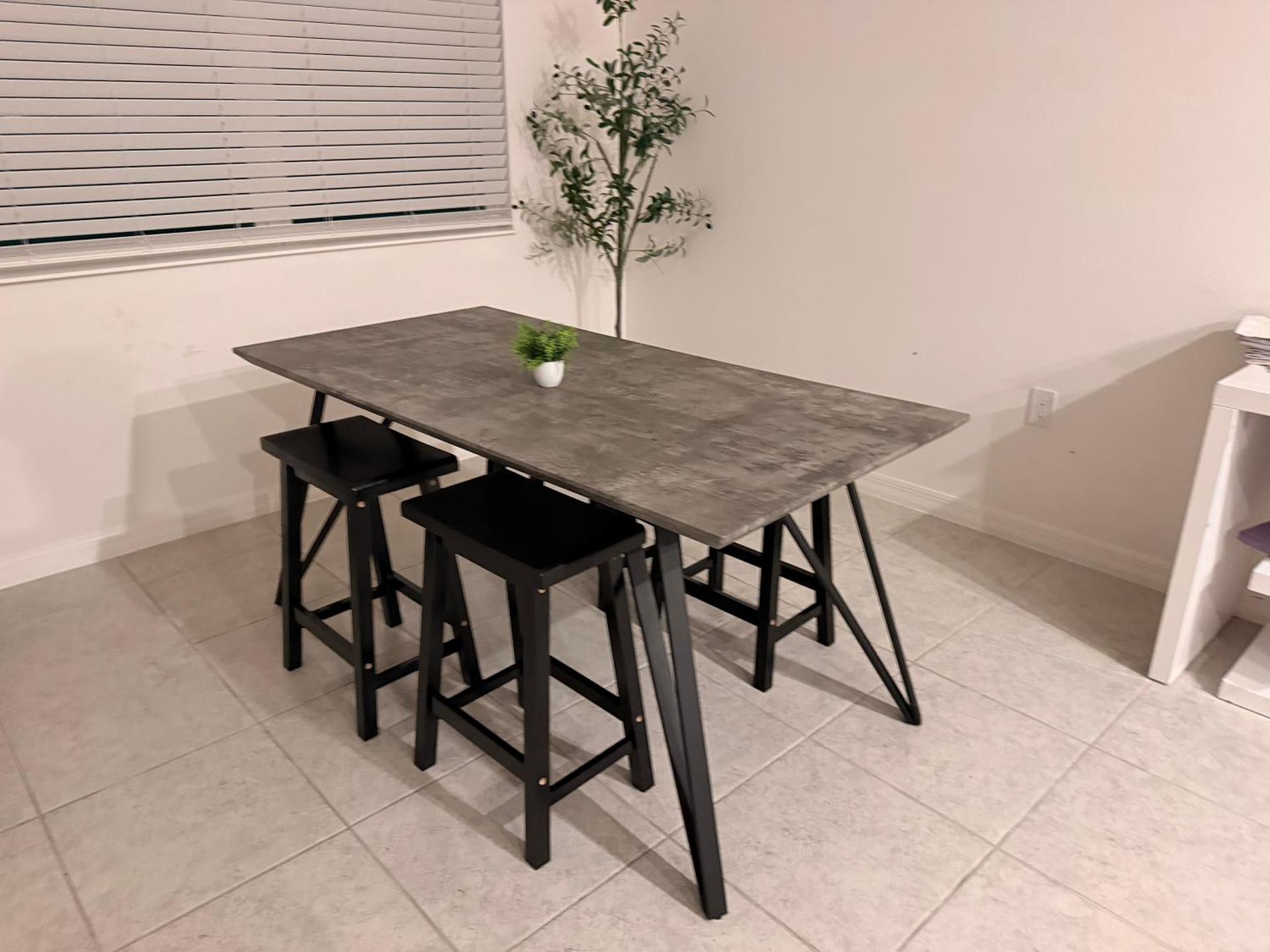 Modern Winter Villa Home Near Disney and Lego Land!