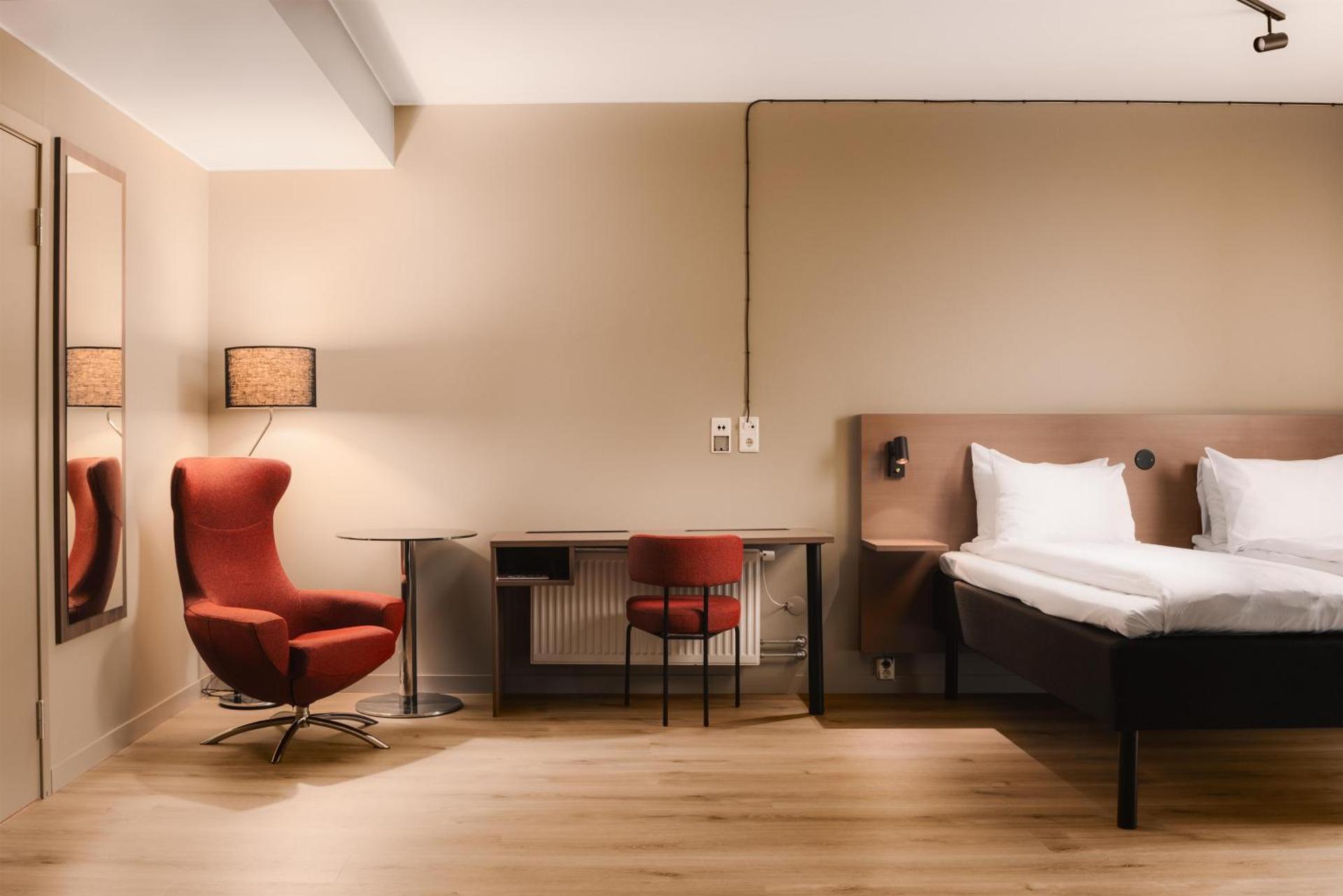 Photo of the whole room