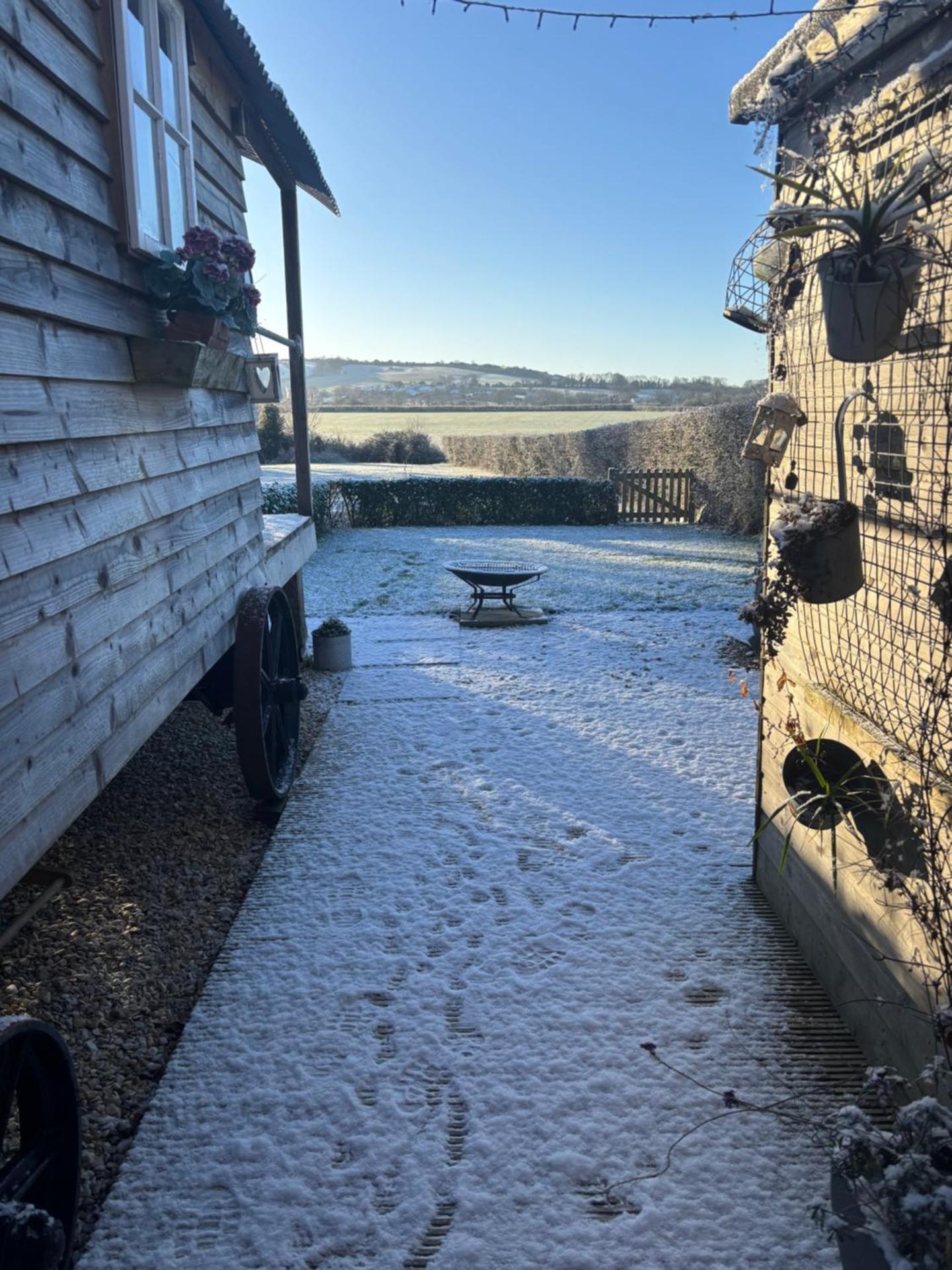 The Hen House Shepherds hut with hot tub