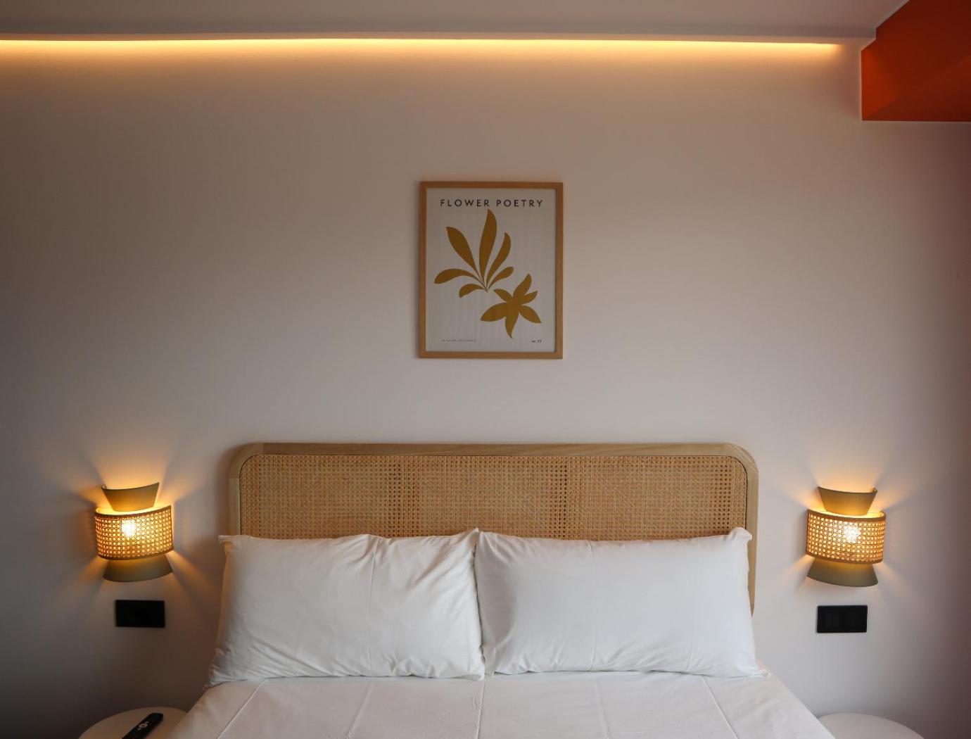 One-Bedroom Standard Apartment