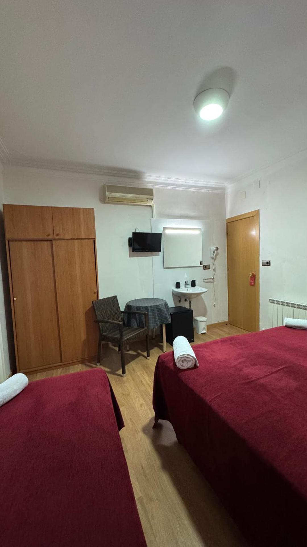 Double or Twin Room with Shared Bathroom