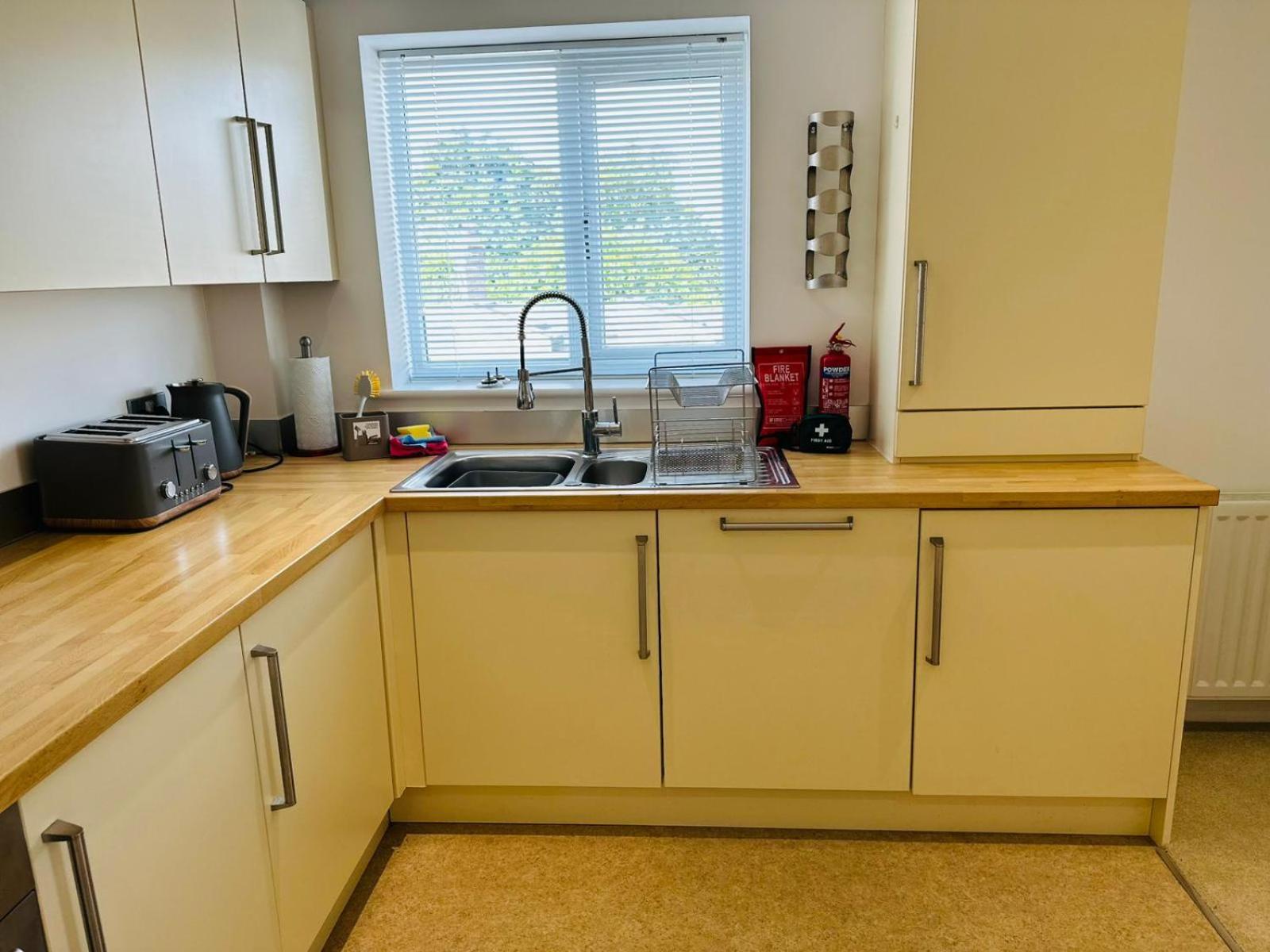 7 SERVICED APARTMENTS at ST JOSEPHS COURT, CLEETHORPES by VISIT CLEETHORPES