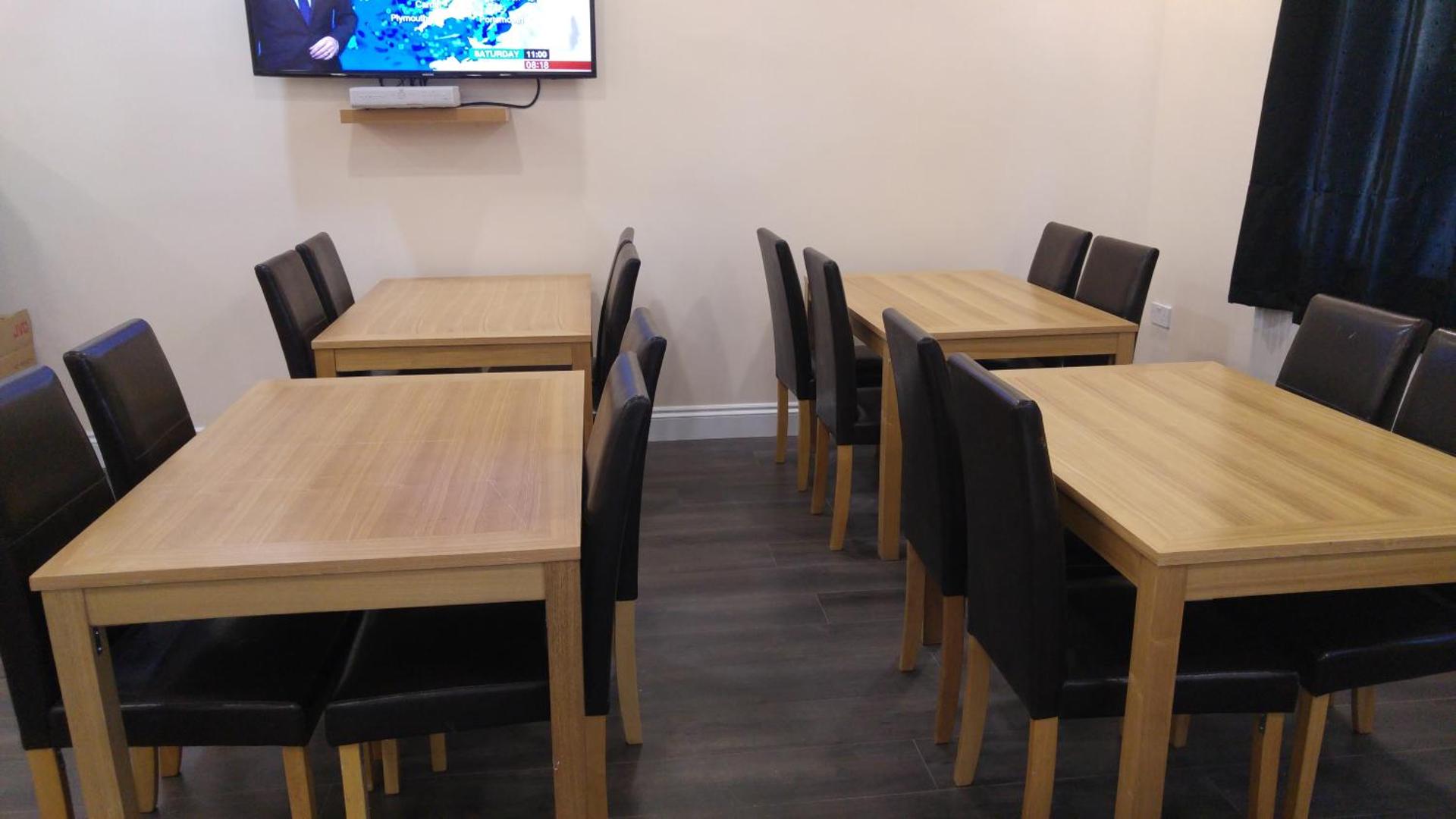 Communal lounge/ TV room