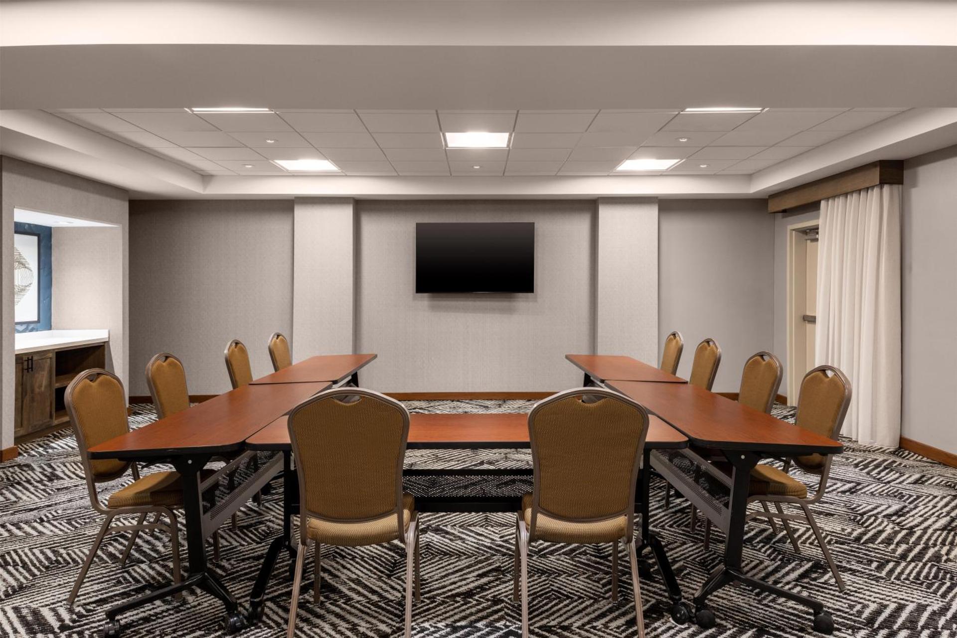 Meeting/conference room
