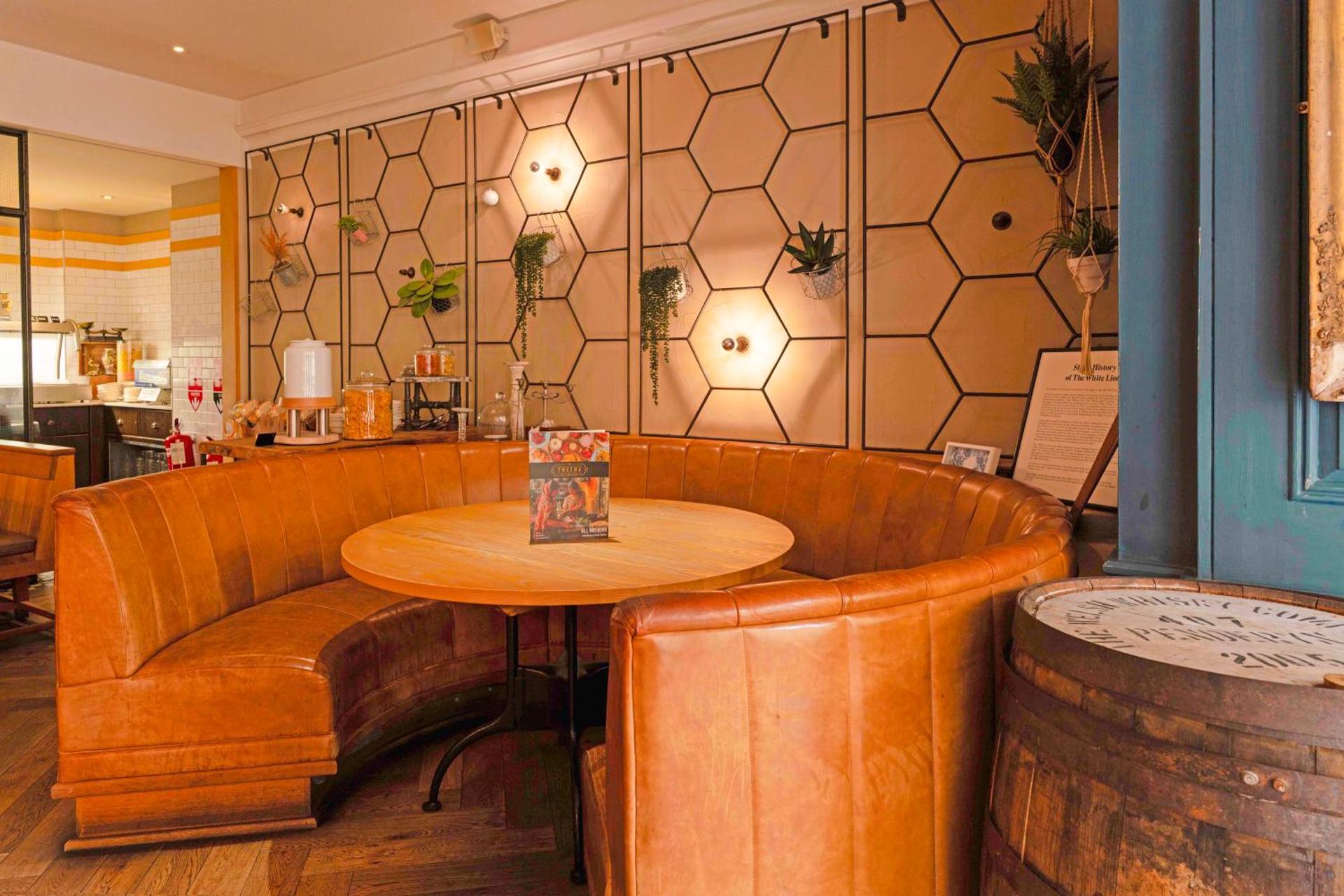 Restaurant/places to eat