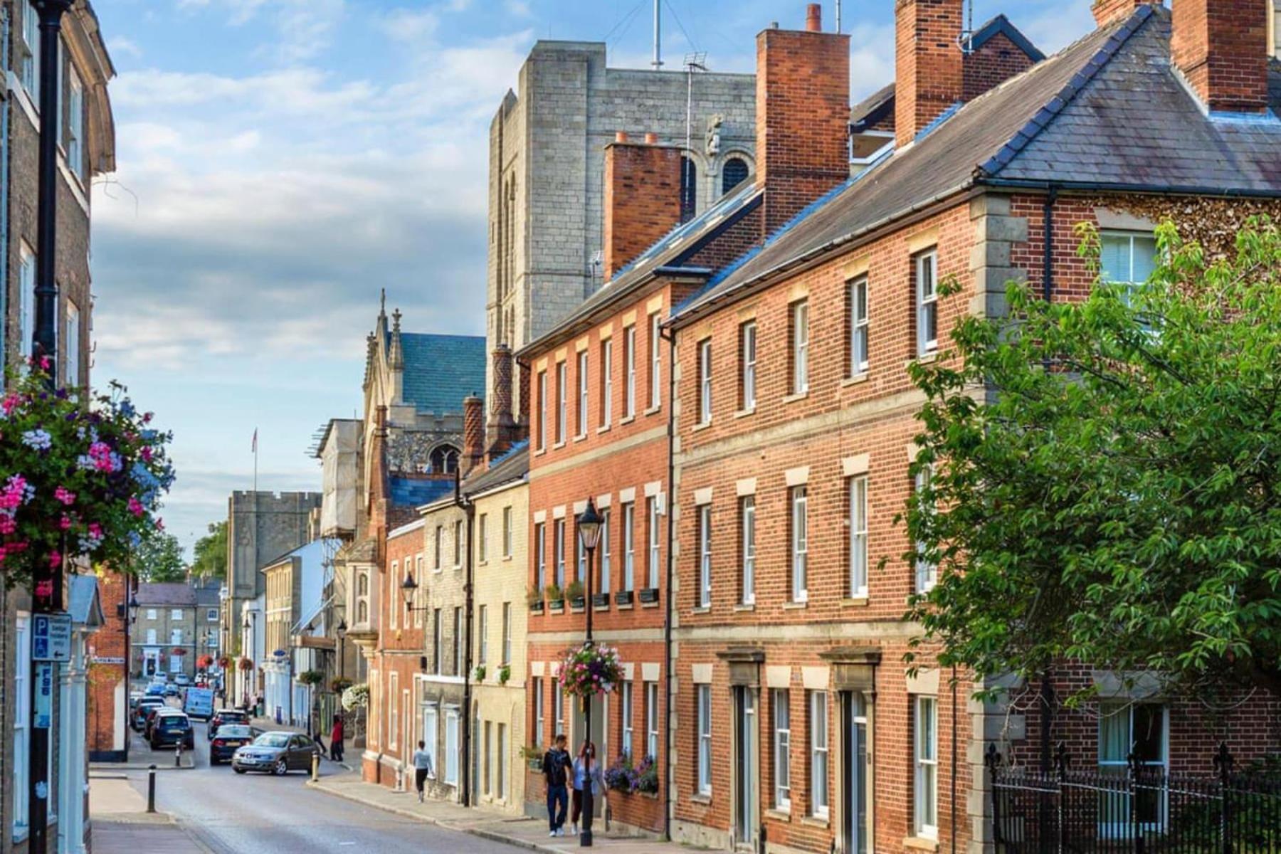 Refurbished Victorian Villa- Free Parking- Sleeps6