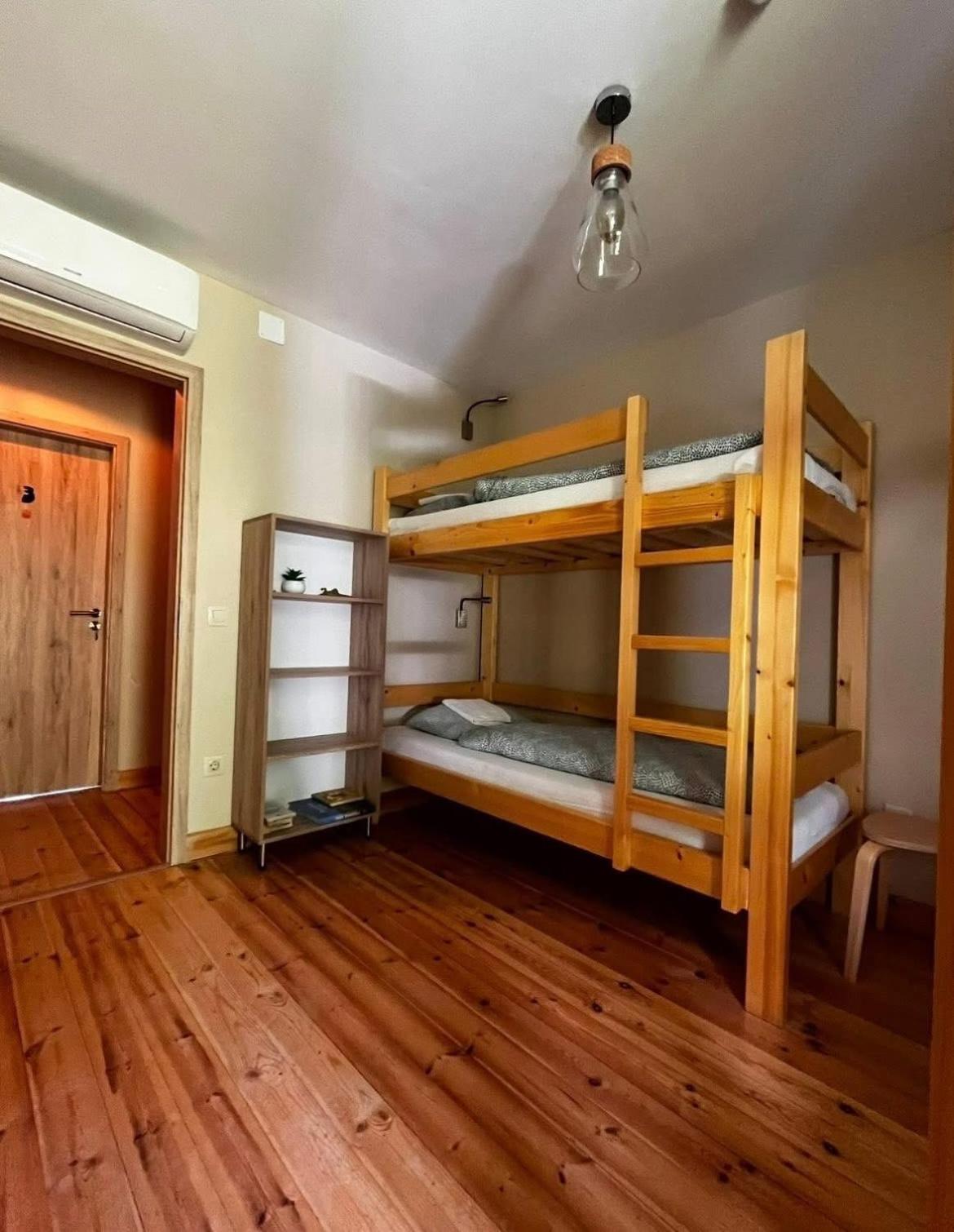 Quadruple Room with Private Bathroom