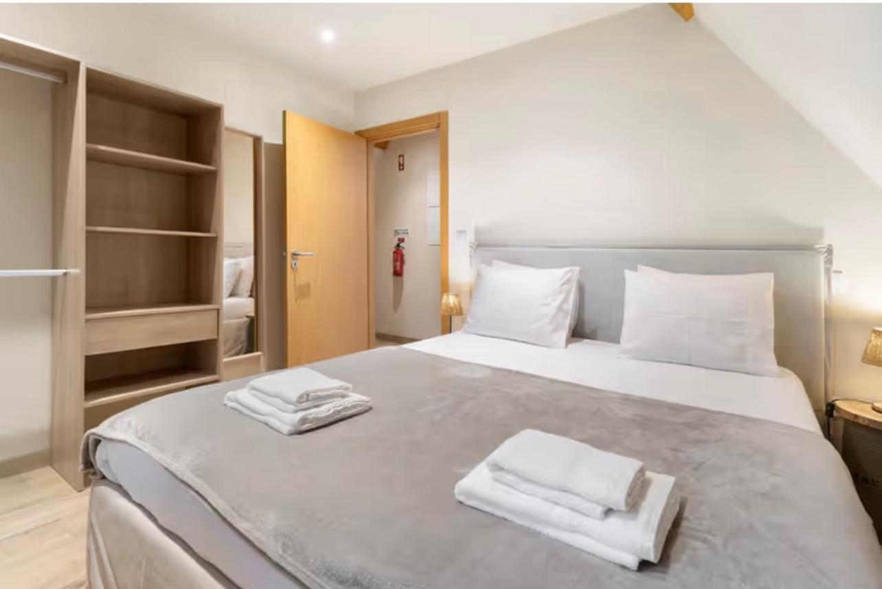 Chalés Luna in rio A-Frame WI-FI Fibra aquecimento vista rio e montanha PNPGerês