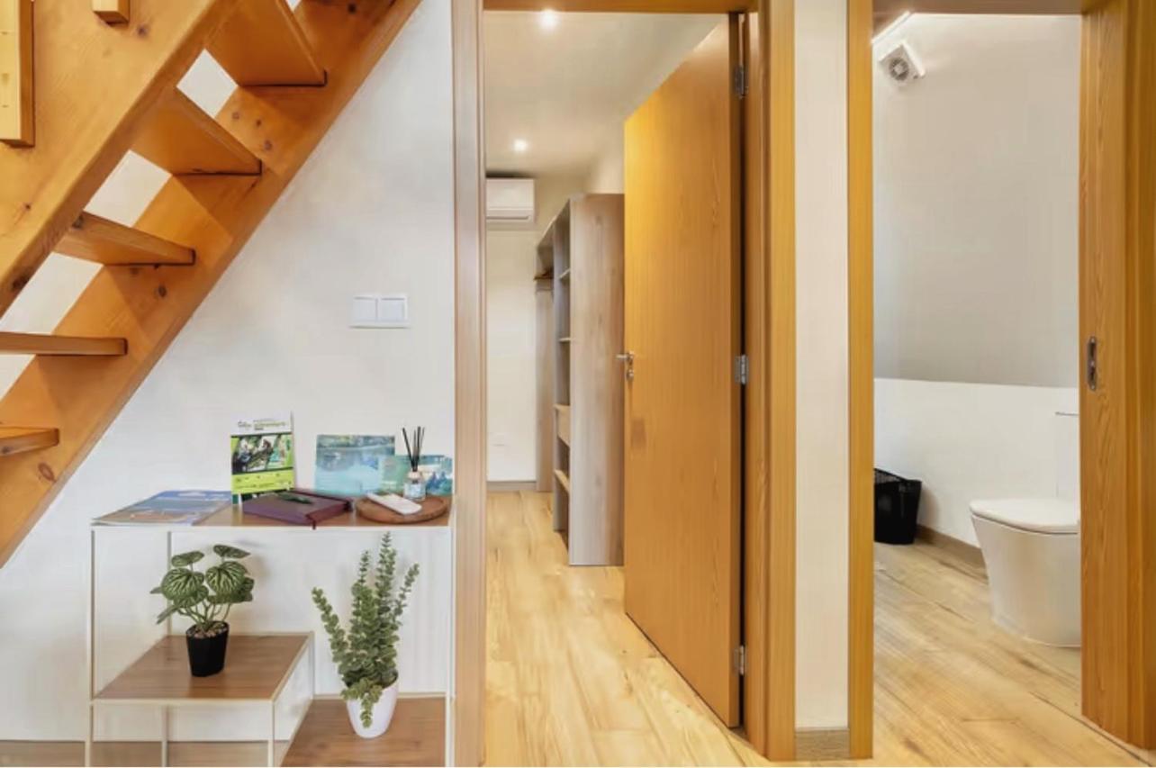 Chalés Luna in rio A-Frame WI-FI Fibra aquecimento vista rio e montanha PNPGerês