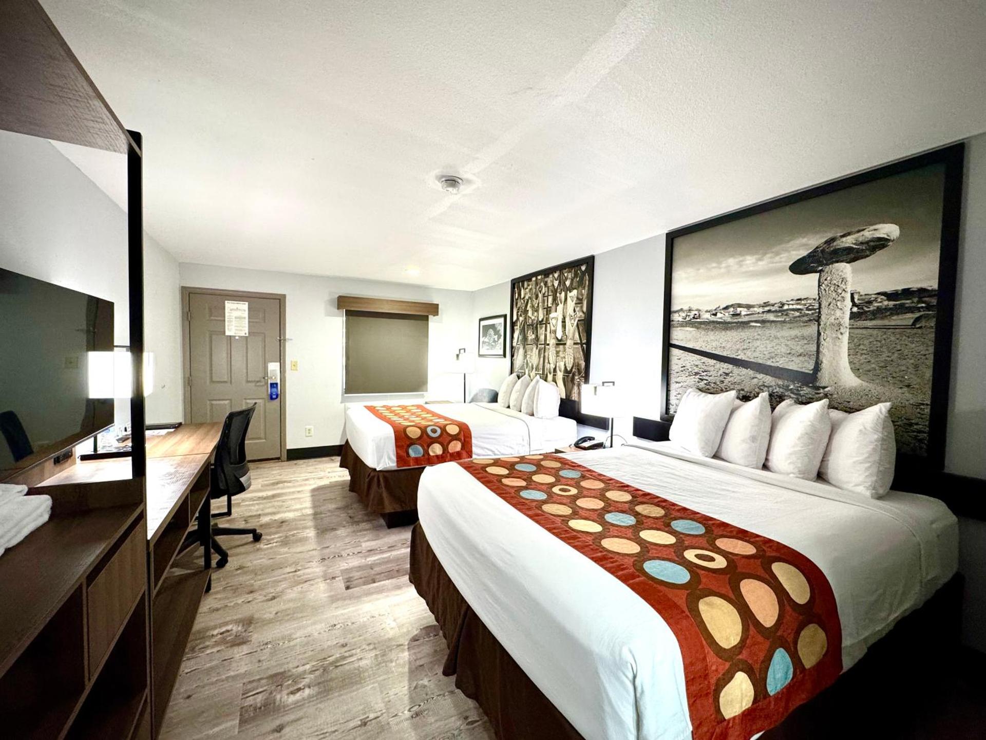 Queen Room with Two Queen Beds - Non-Smoking