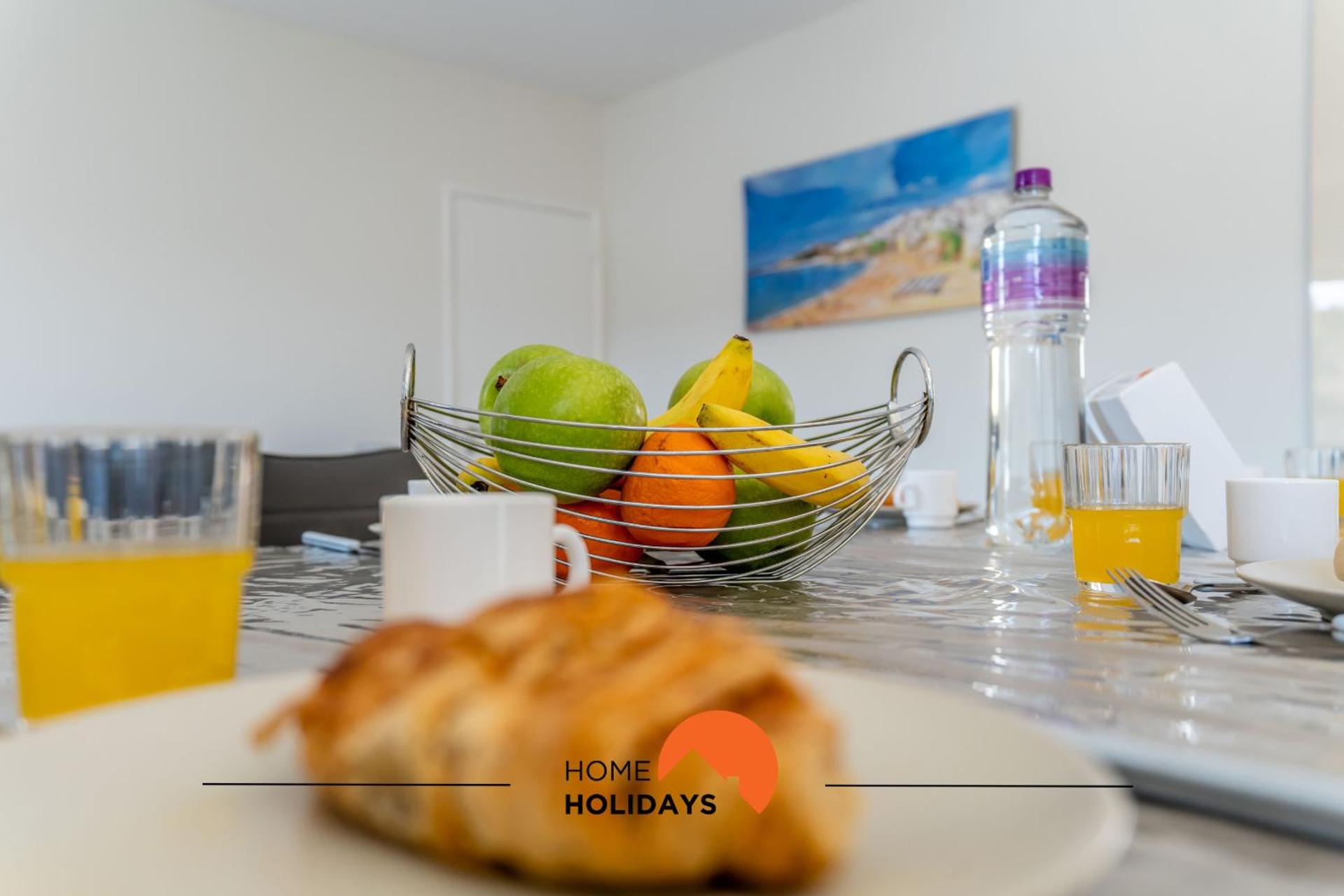 #164 Saradel 42 by Home Holidays