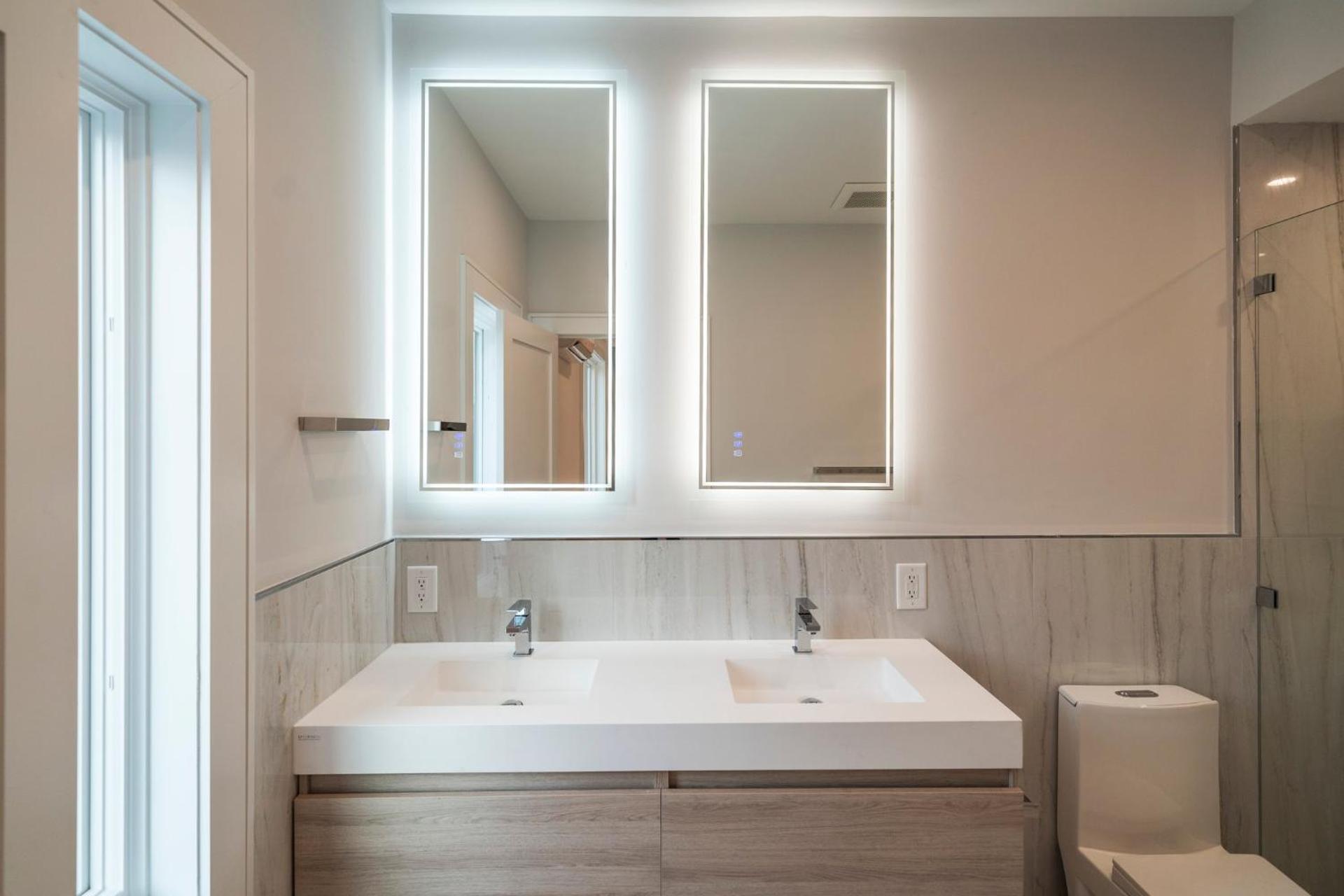 Huge 2000 sqft Luxury & Stylish Condo minutes to New York