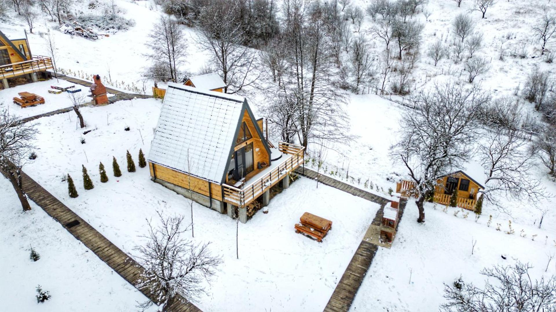 IezerVenture Cabins - ChiangMai