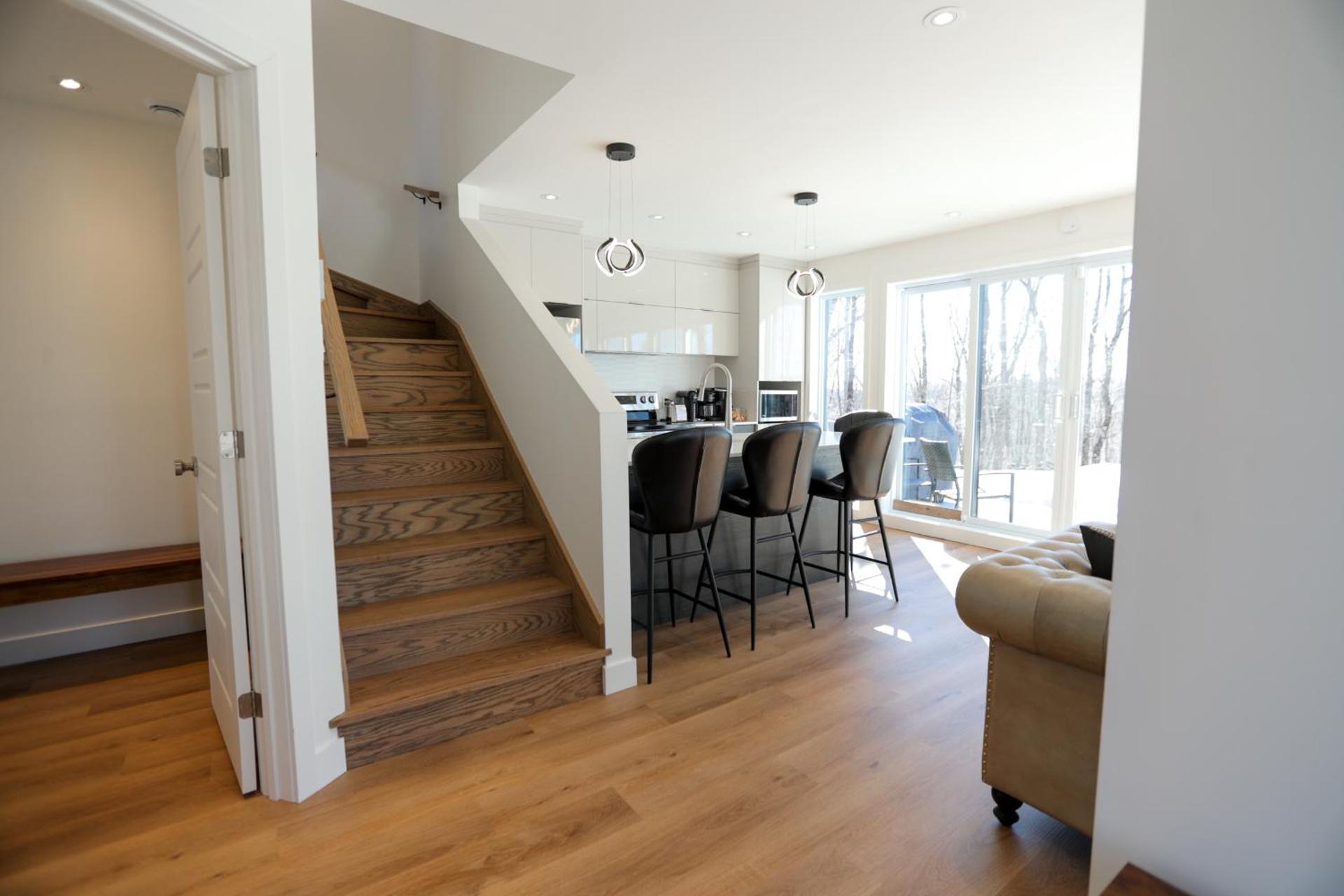 Chalet Élios , Private Hot Tub & Games, Ski