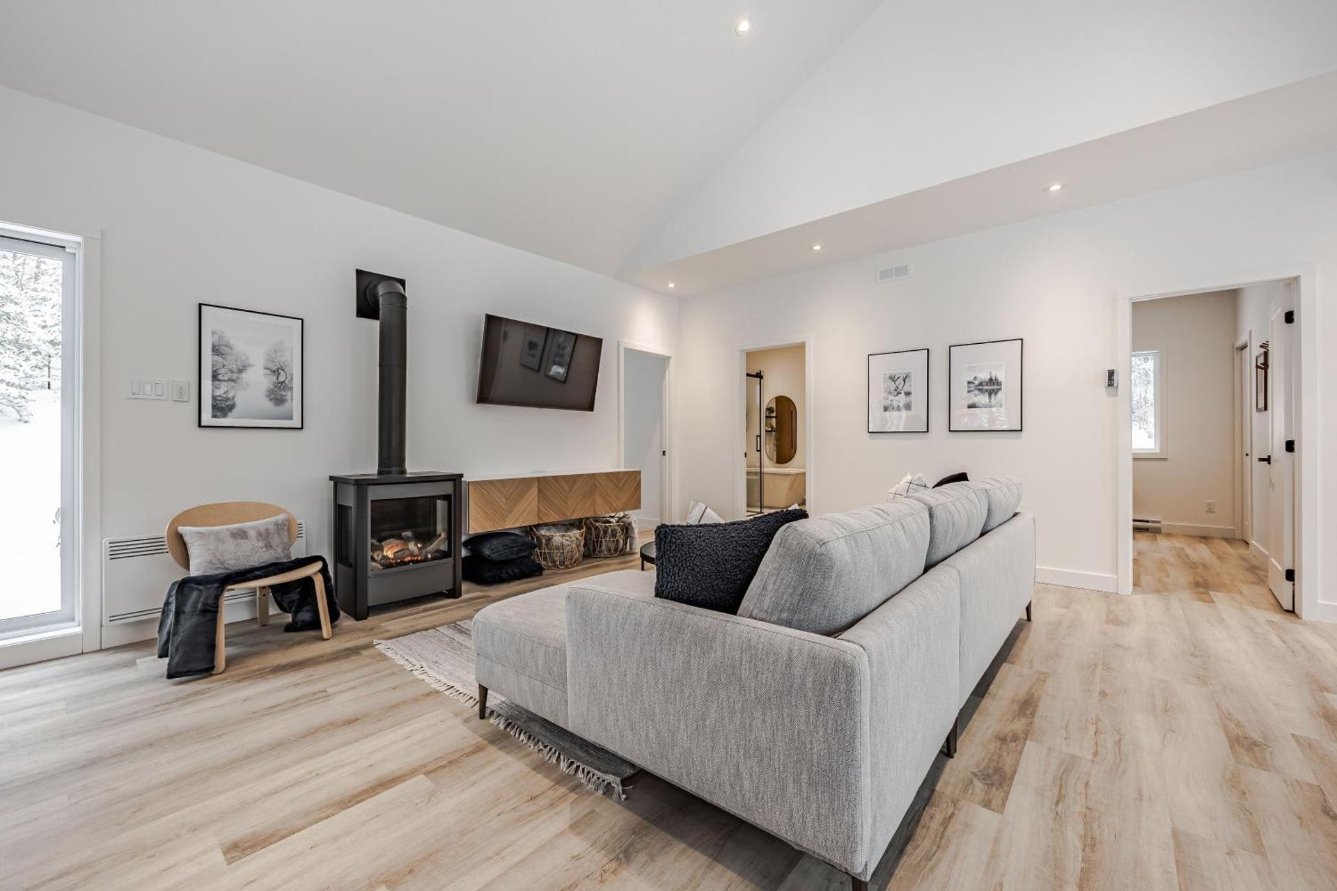 Légendaire Private Hot Tub, Games & Ski