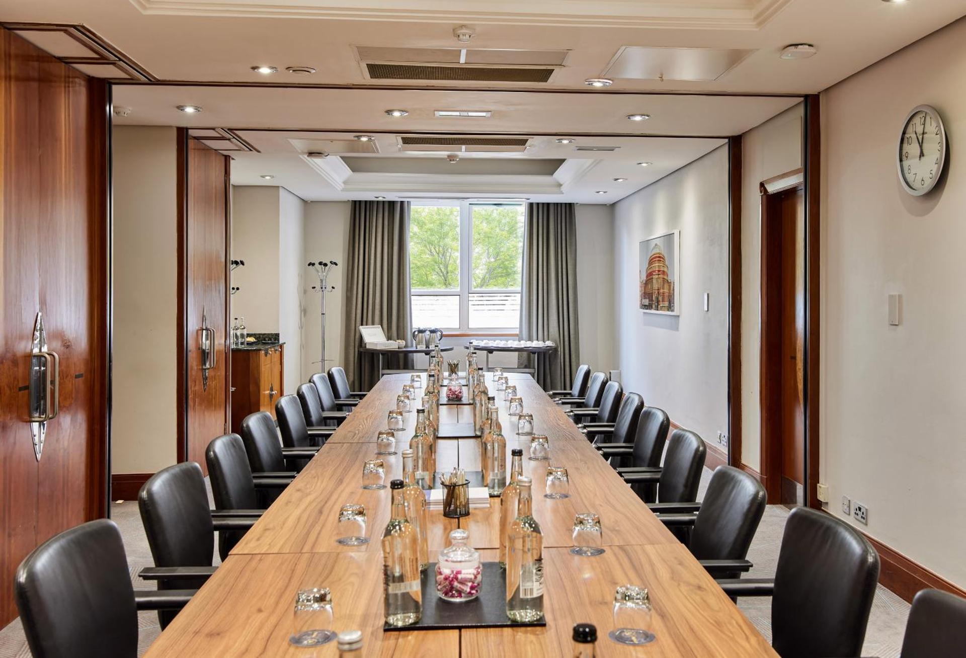 Meeting/conference room