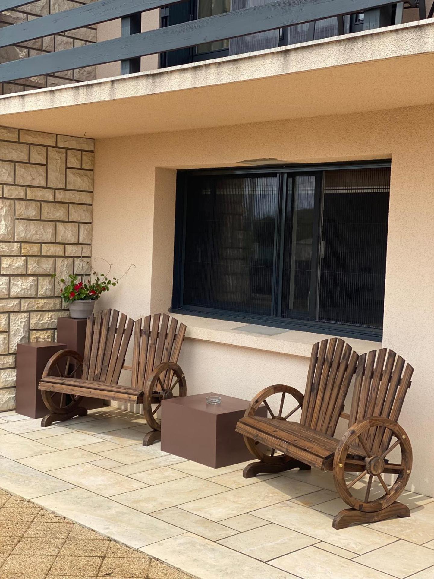 La Villa De Hauteville