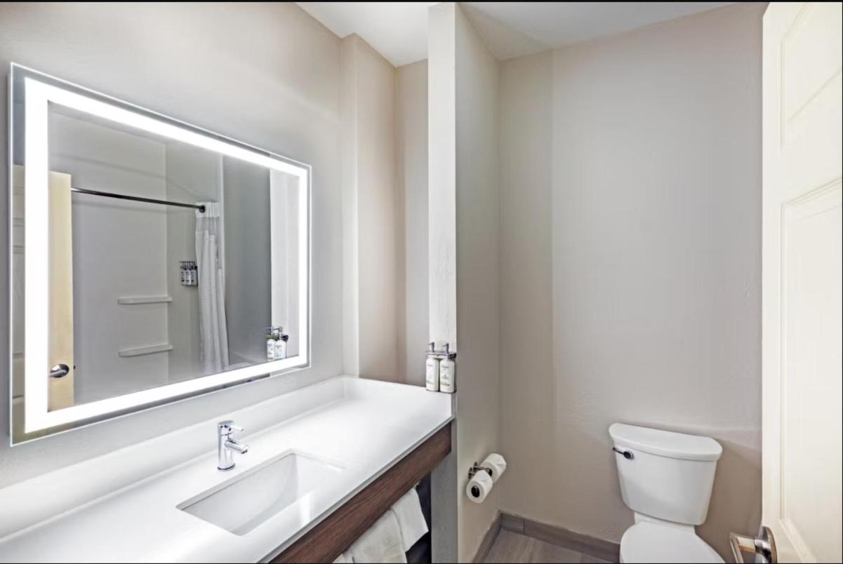 Suite - Mobility Access/Hearing Accessible