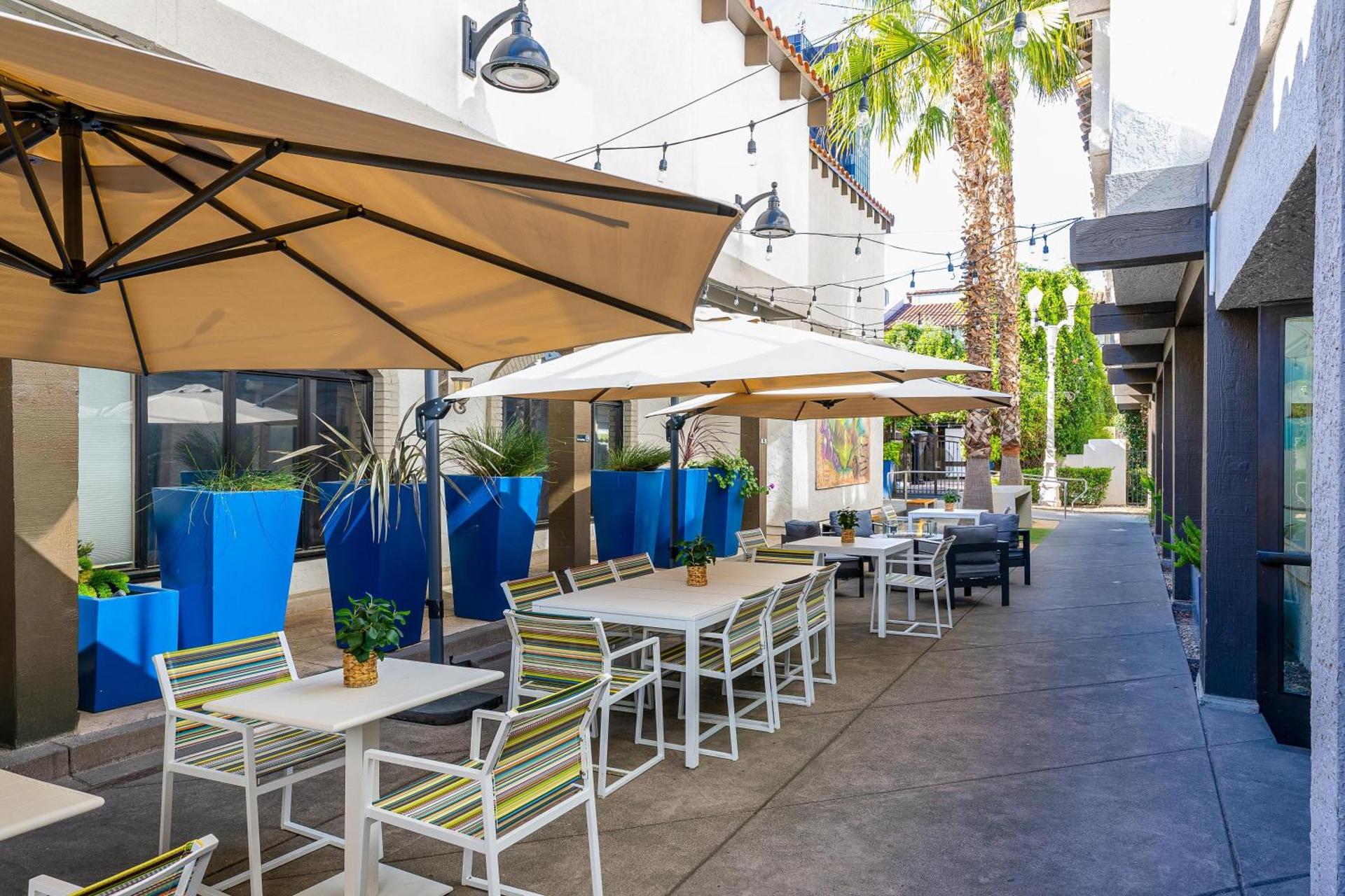 Restaurant/places to eat